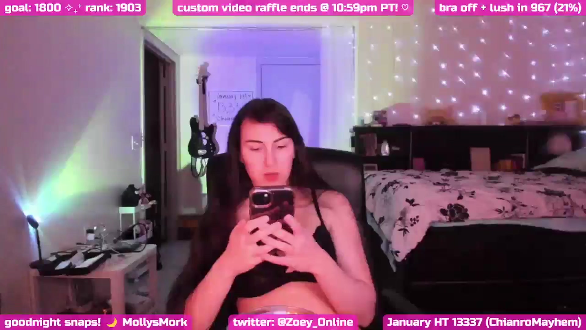 Gallery image thumbnail from Zobot's myfreecams stream on, 02/01/2025, 07:30 image 11 of 20