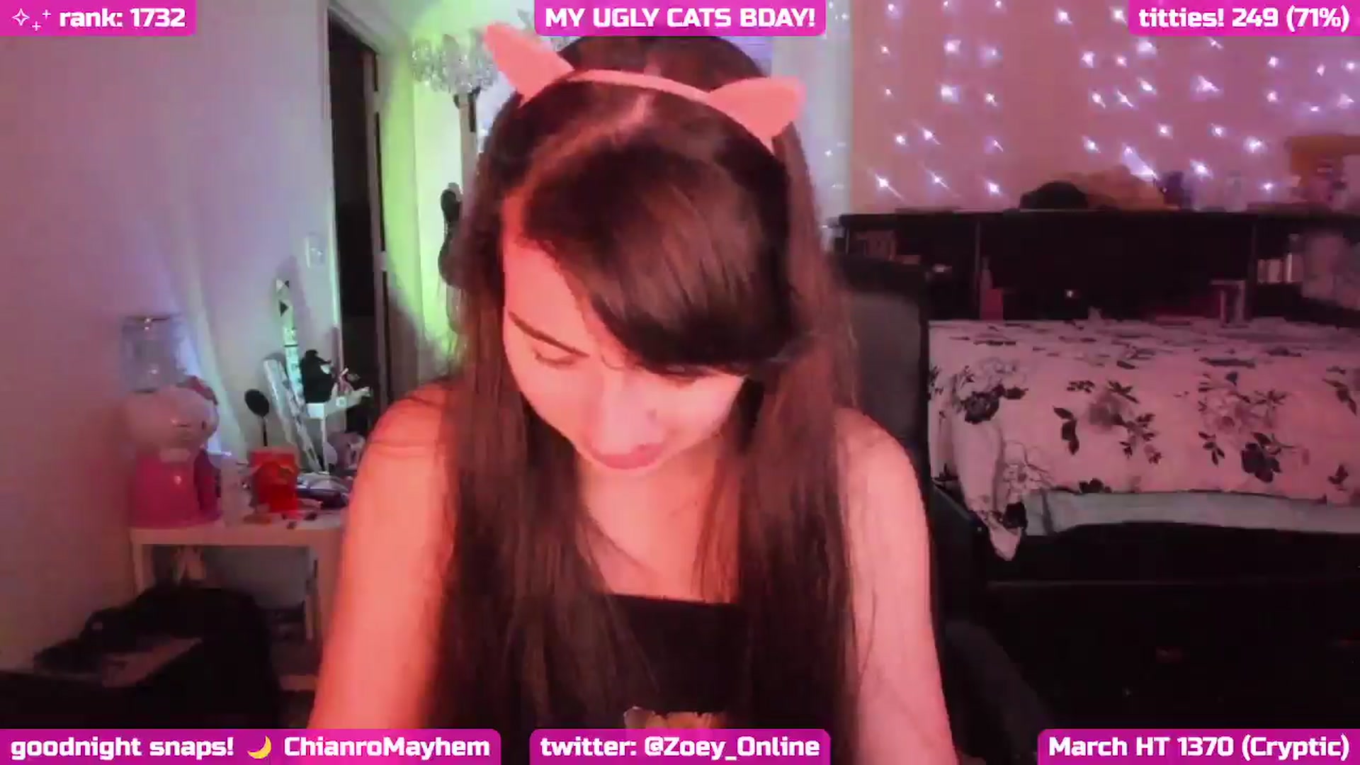 Gallery image thumbnail from Zobot's myfreecams stream on, 03/23/2025, 07:14 image 13 of 20