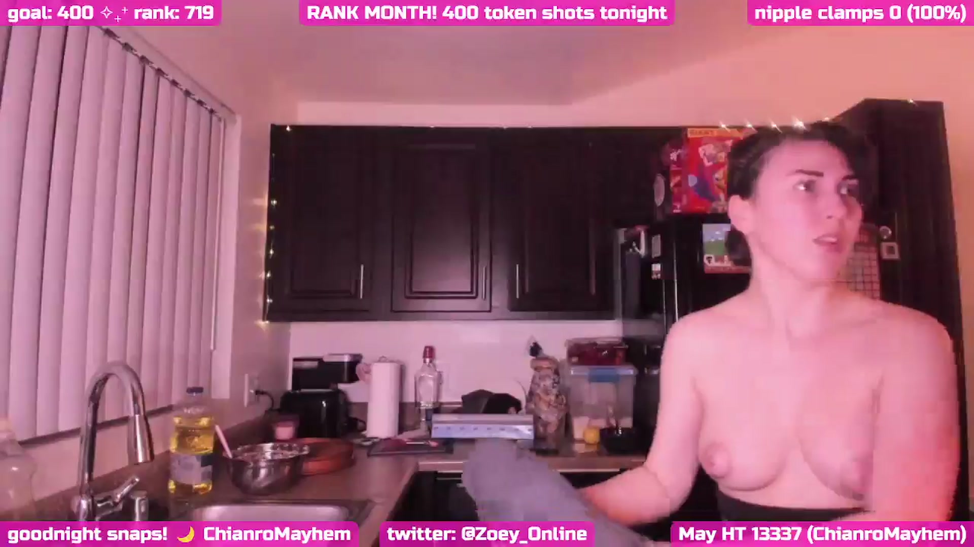 Gallery image thumbnail from Zobot's myfreecams stream on, 05/09/2025, 09:10 image 6 of 20
