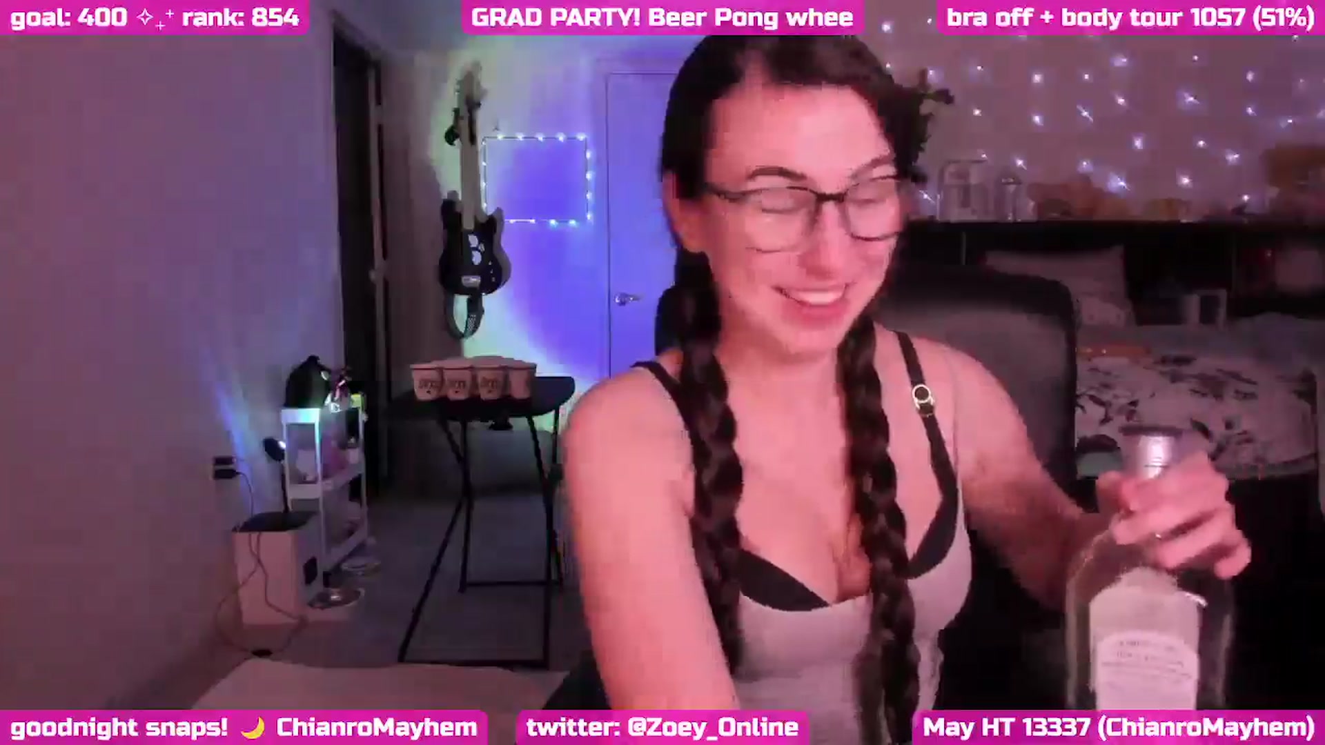 Gallery image thumbnail from Zobot's myfreecams stream on, 05/18/2025, 09:03 image 4 of 20