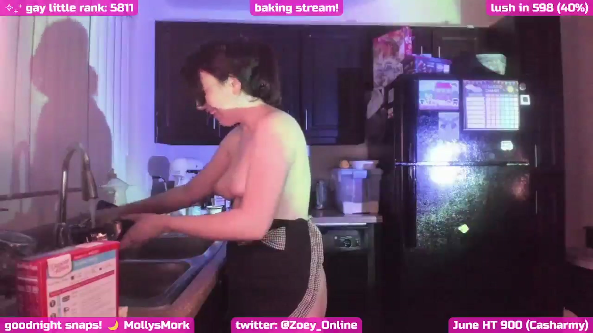 Gallery image thumbnail from Zobot's myfreecams stream on, 06/20/2025, 06:42 image 4 of 20