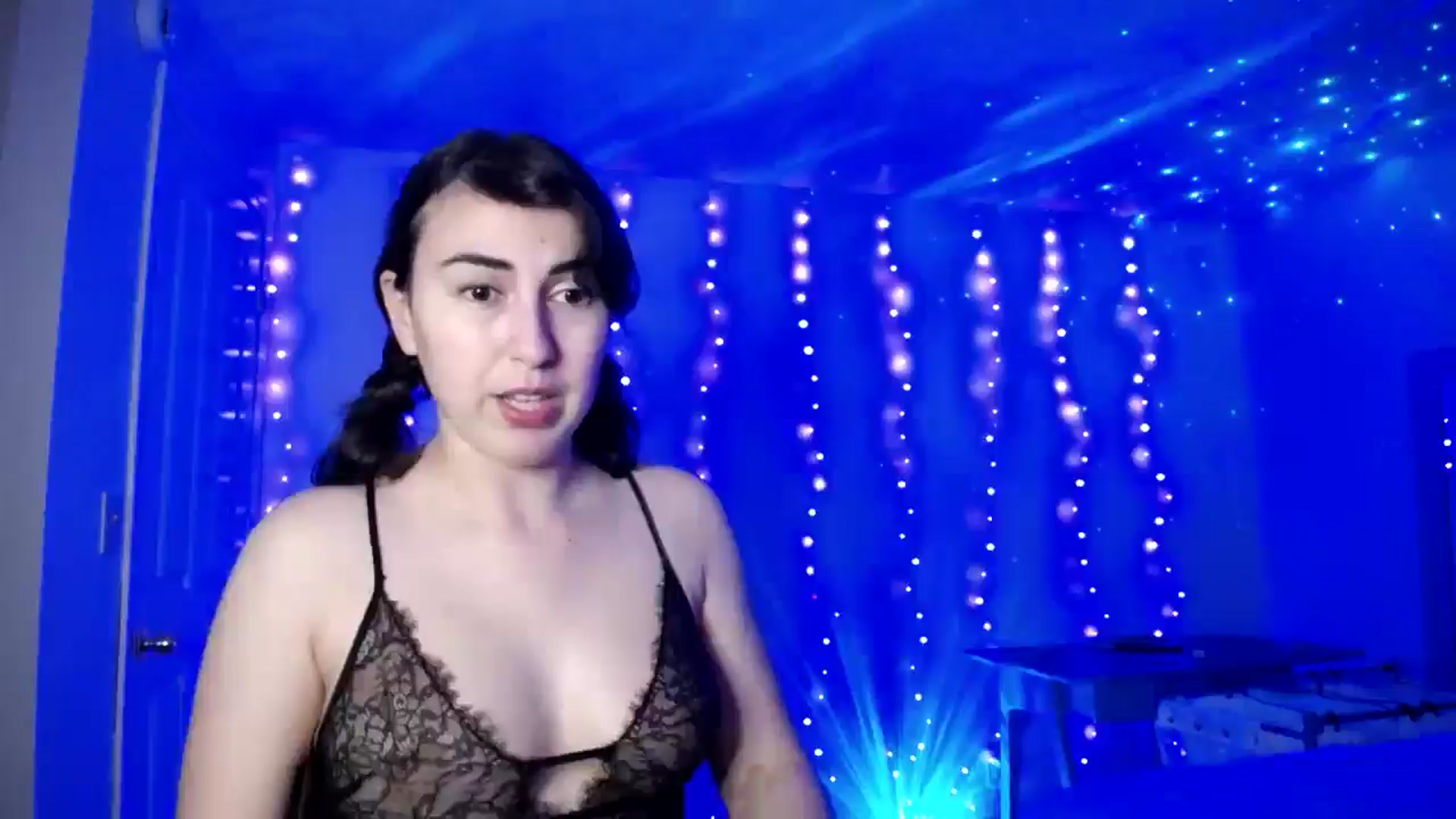 Gallery image thumbnail from Zobot's myfreecams stream on, 11/19/2025, 05:24 image 2 of 20