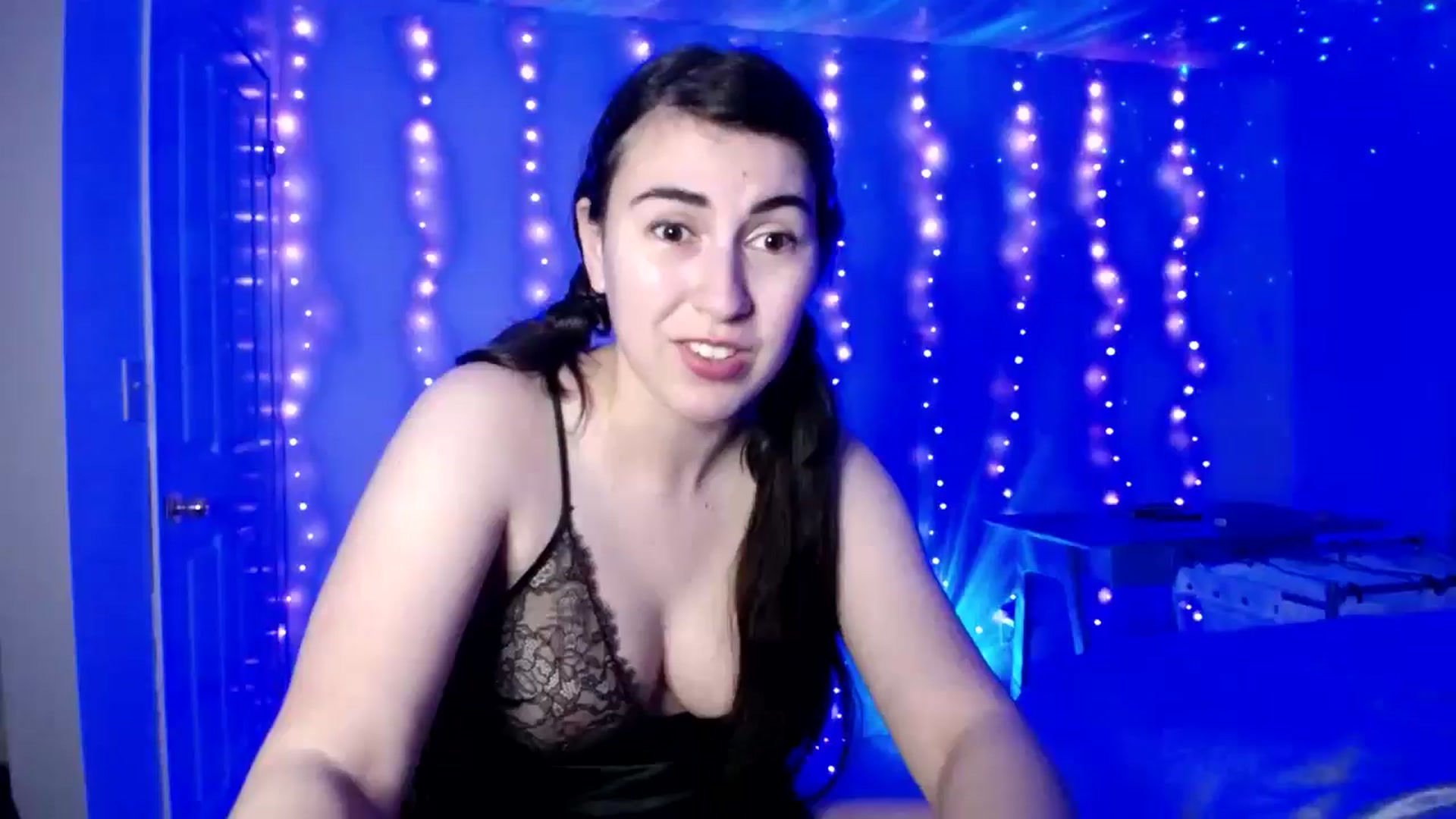 Gallery image thumbnail from Zobot's myfreecams stream on, 11/19/2025, 05:24 image 18 of 20