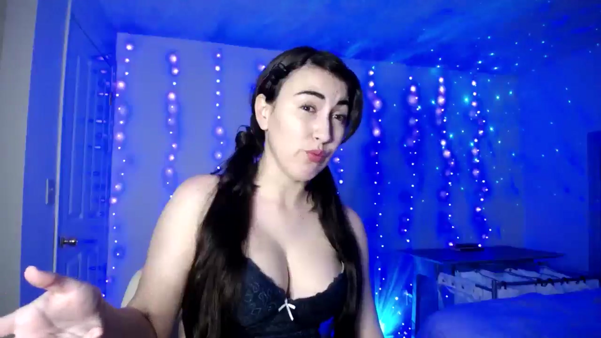 Gallery image thumbnail from Zobot's myfreecams stream on, 11/21/2025, 05:17 image 9 of 20