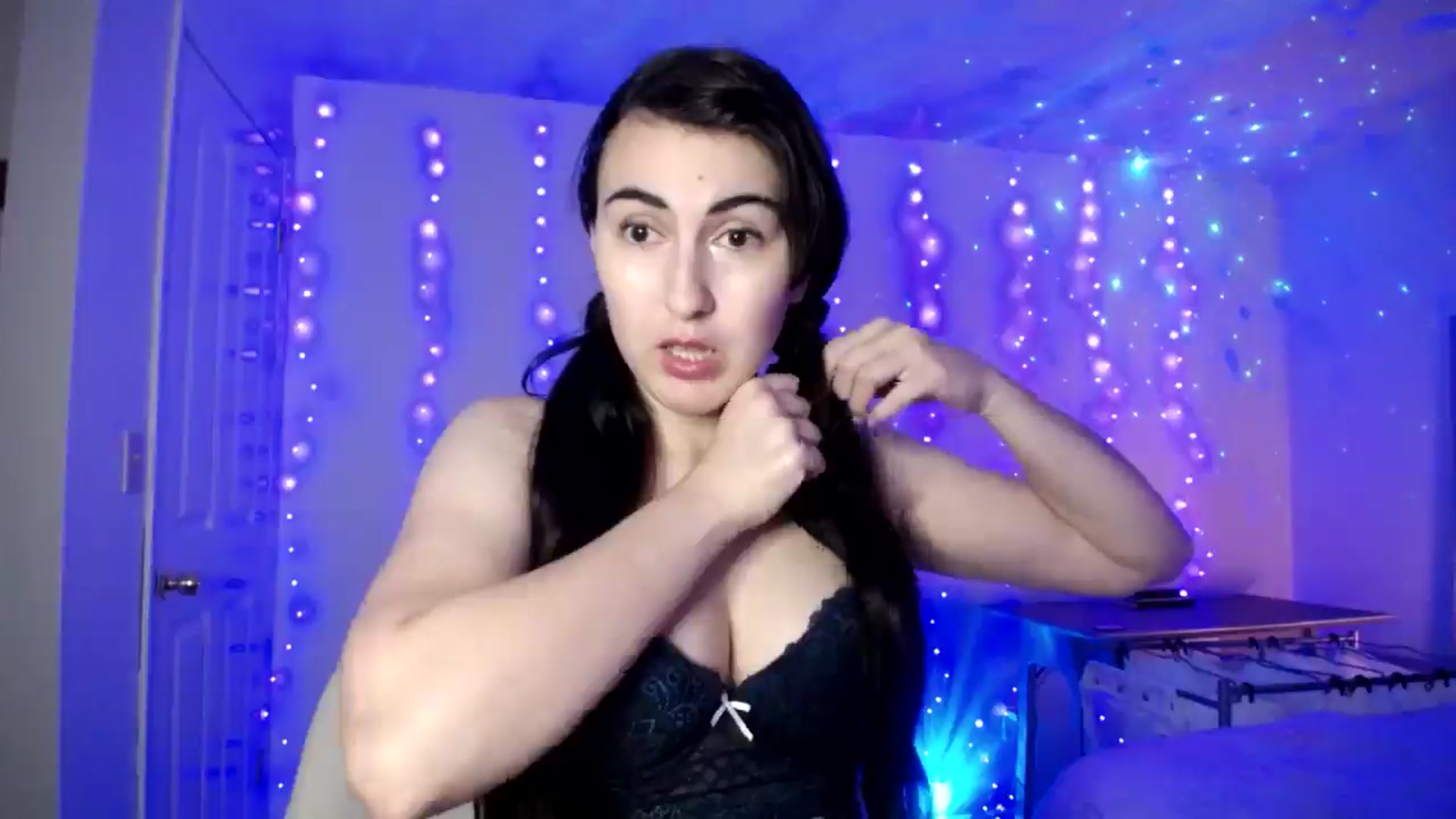 Gallery image thumbnail from Zobot's myfreecams stream on, 11/21/2025, 05:17 image 15 of 20