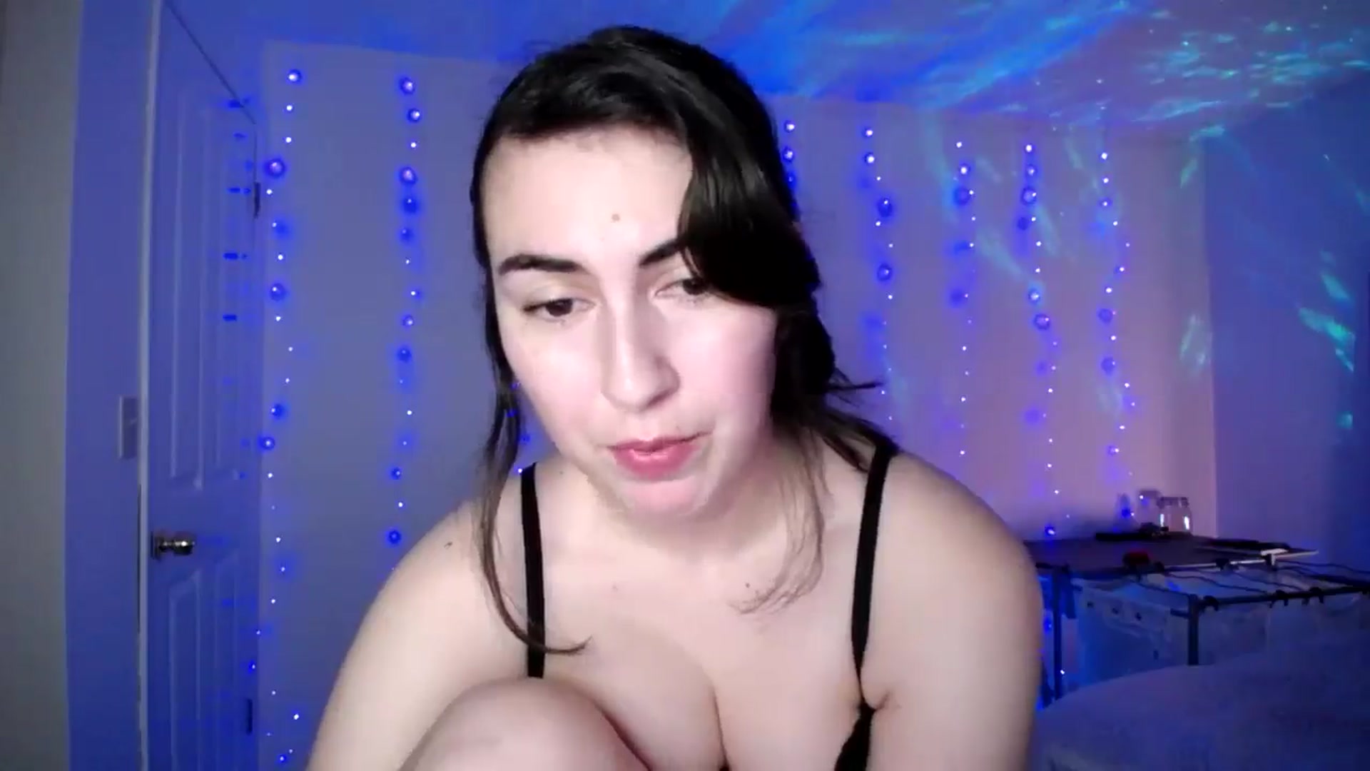 Gallery image thumbnail from Zobot's myfreecams stream on, 12/07/2025, 06:30 image 18 of 20