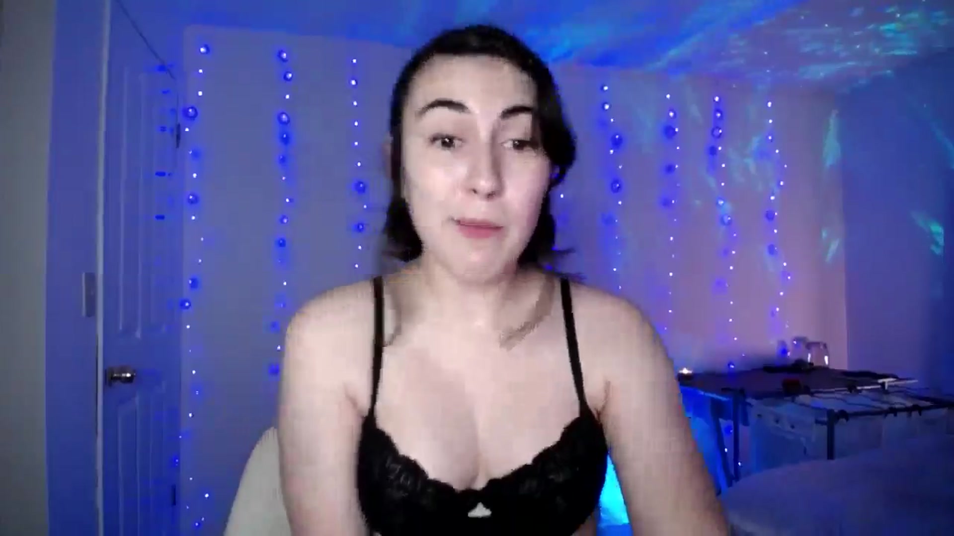Gallery image thumbnail from Zobot's myfreecams stream on, 12/07/2025, 06:30 image 12 of 20