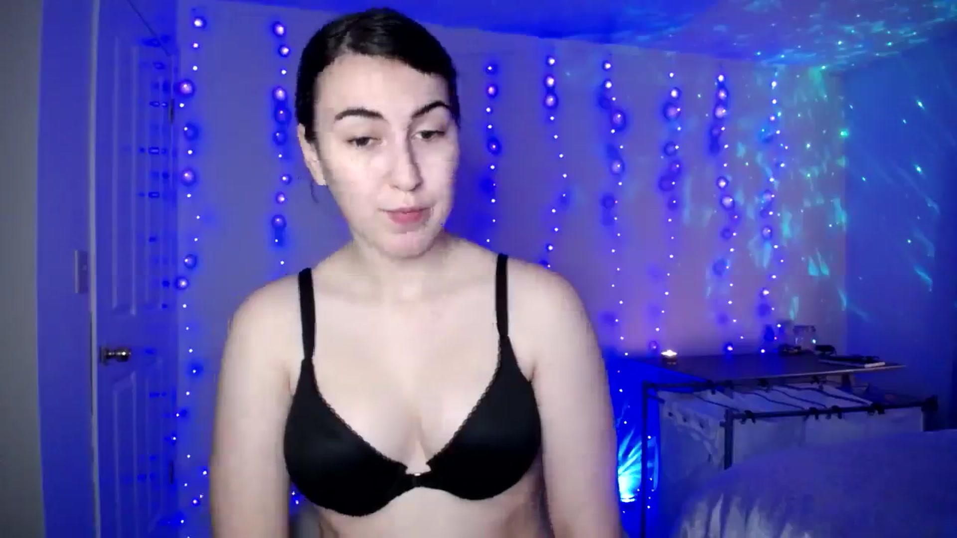 Gallery image thumbnail from Zobot's myfreecams stream on, 12/14/2025, 05:26 image 5 of 20