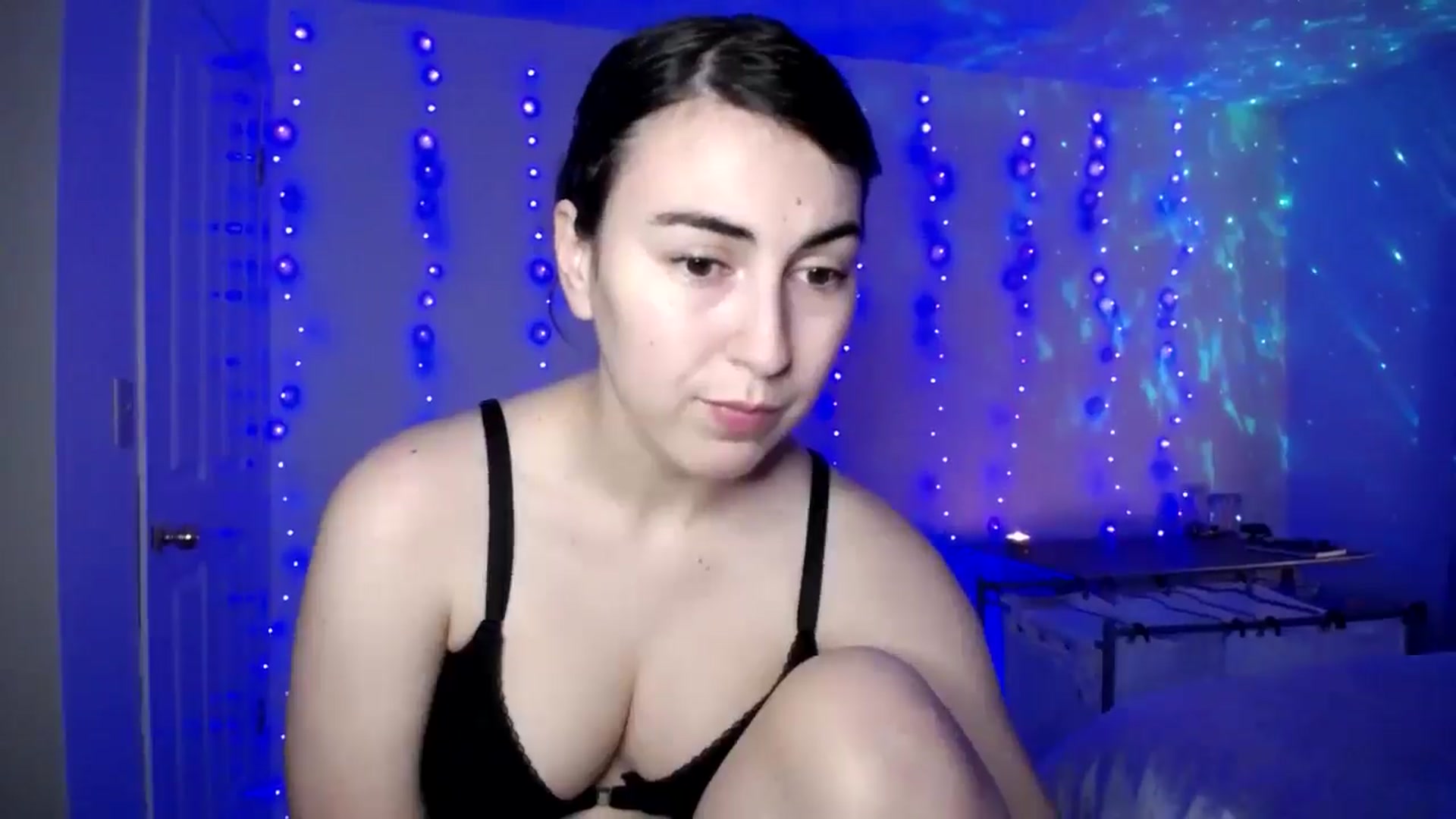 Gallery image thumbnail from Zobot's myfreecams stream on, 12/14/2025, 05:26 image 11 of 20