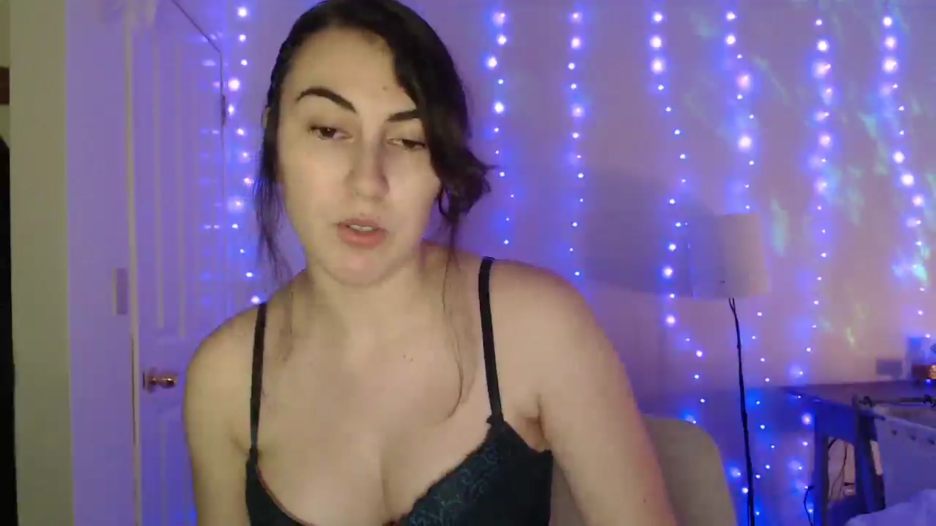 Gallery image thumbnail from Zobot's myfreecams stream on, 02/25/2026, 06:30 image 11 of 20