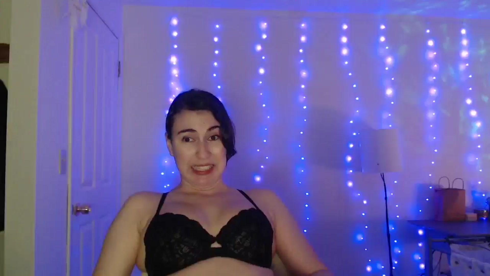 Gallery image thumbnail from Zobot's myfreecams stream on, 03/05/2026, 06:21 image 3 of 20