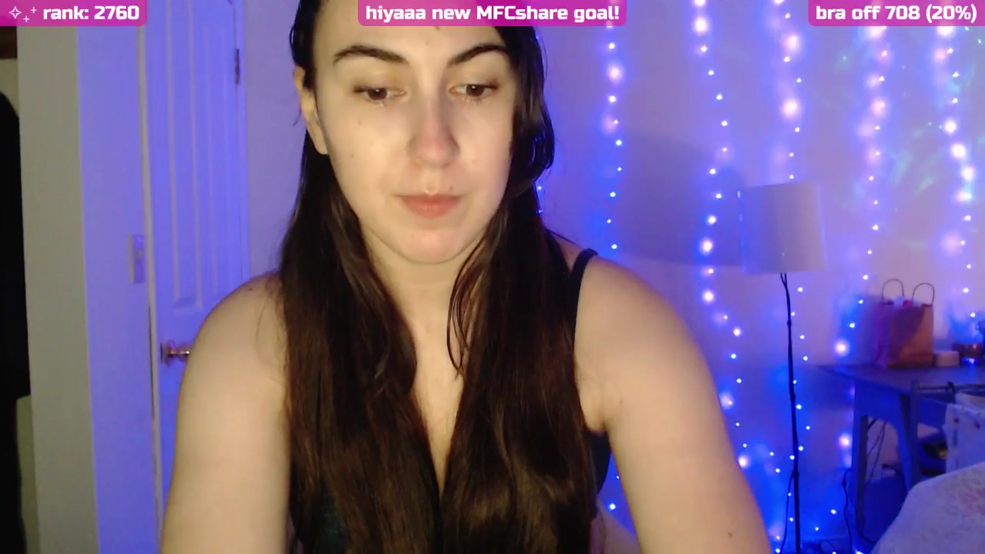 Gallery image thumbnail from Zobot's myfreecams stream on, 03/11/2026, 06:16 image 15 of 20