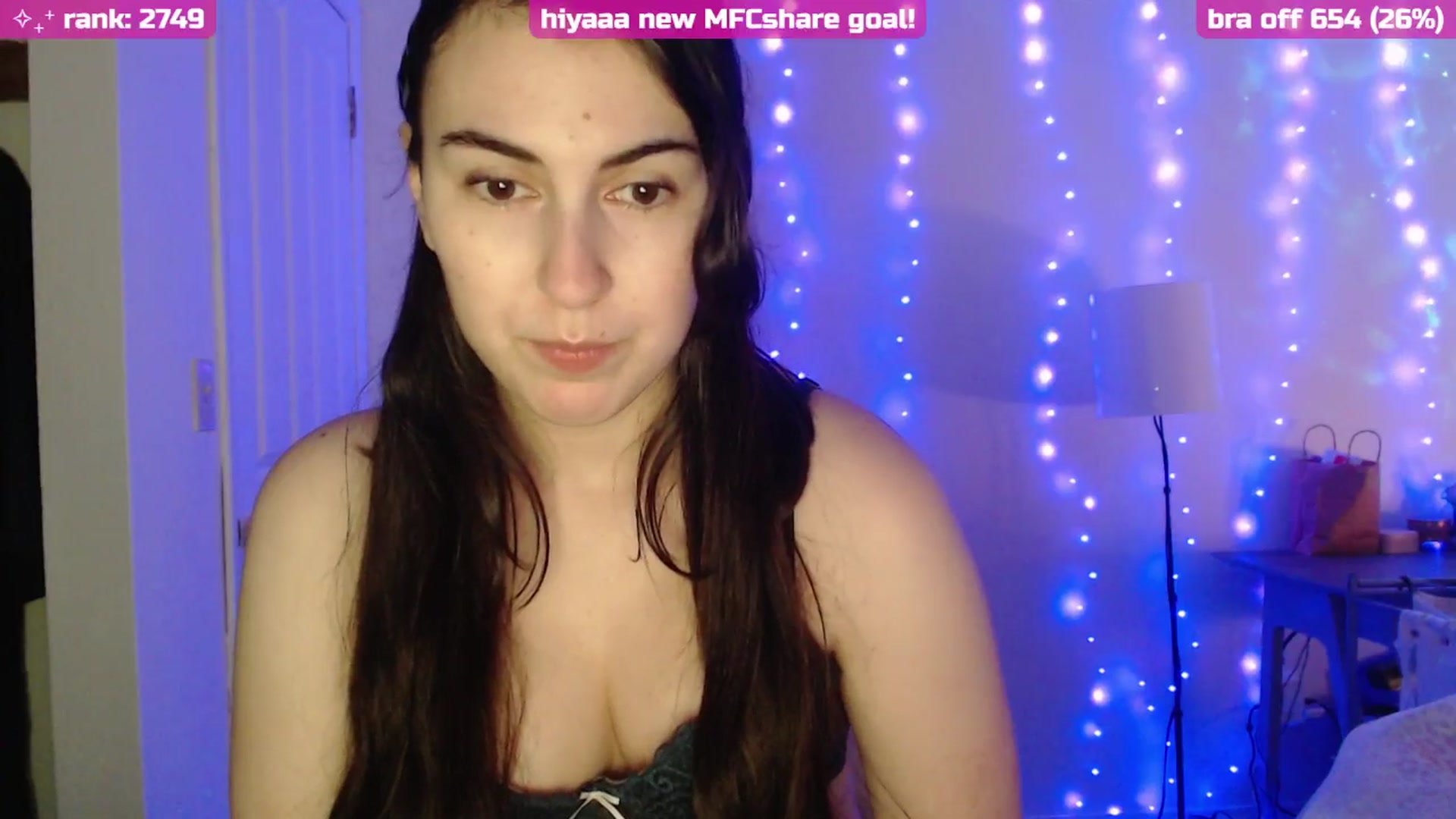 Gallery image thumbnail from Zobot's myfreecams stream on, 03/11/2026, 06:16 image 19 of 20