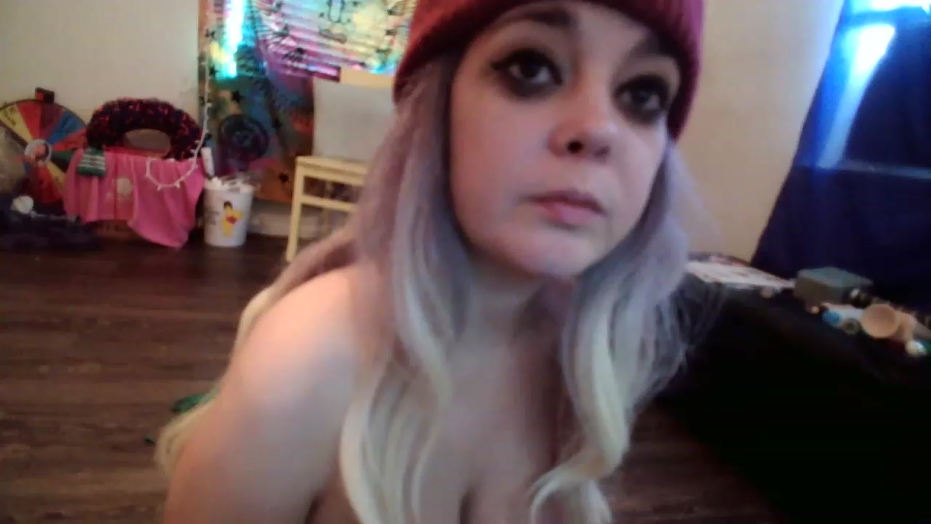 Gallery image thumbnail from ZoeBanx's myfreecams stream on, 05/17/2023, 14:49 image 20 of 20