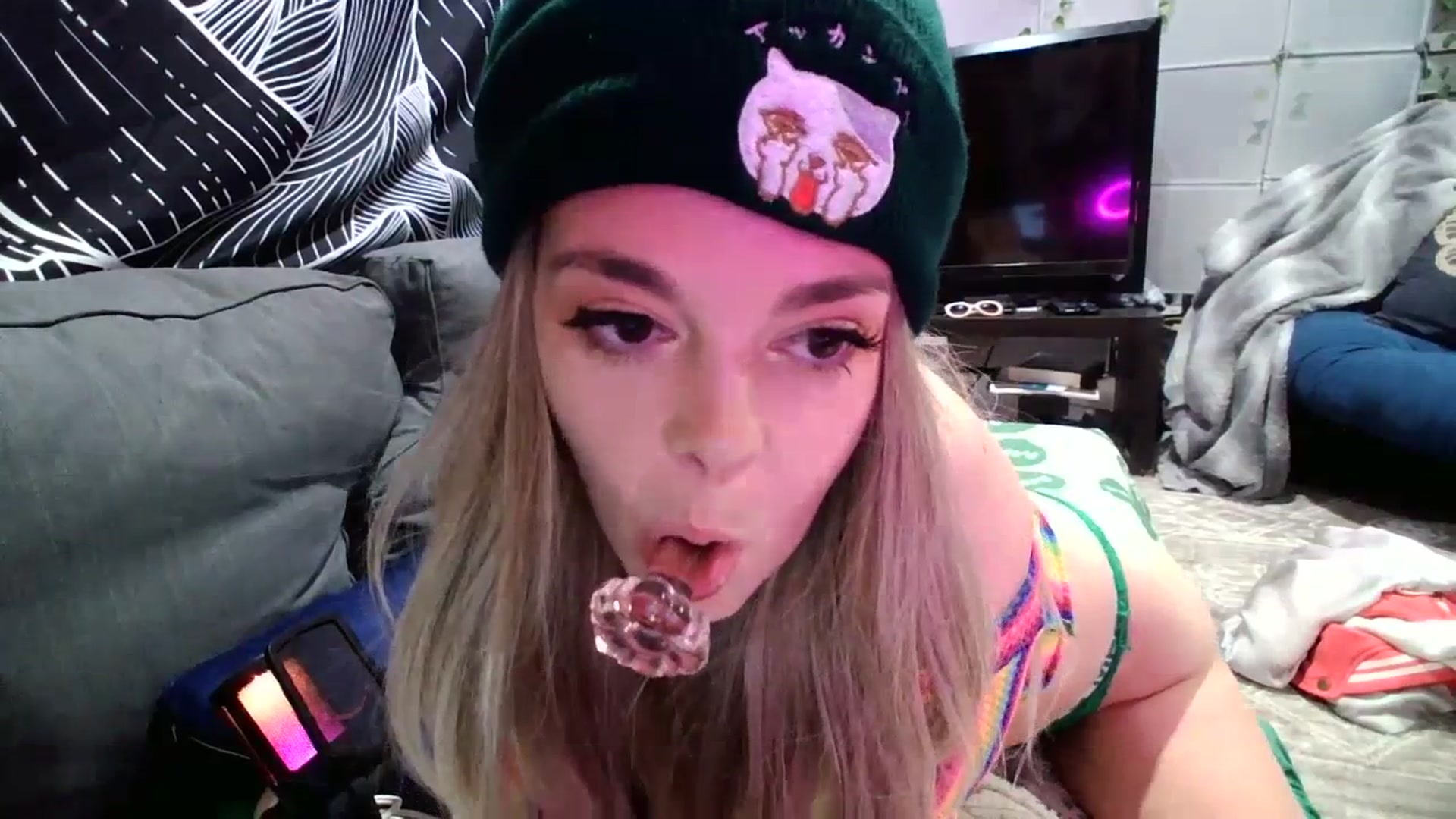 Gallery image thumbnail from ZoeBanx's myfreecams stream on, 06/30/2023, 06:36 image 20 of 20