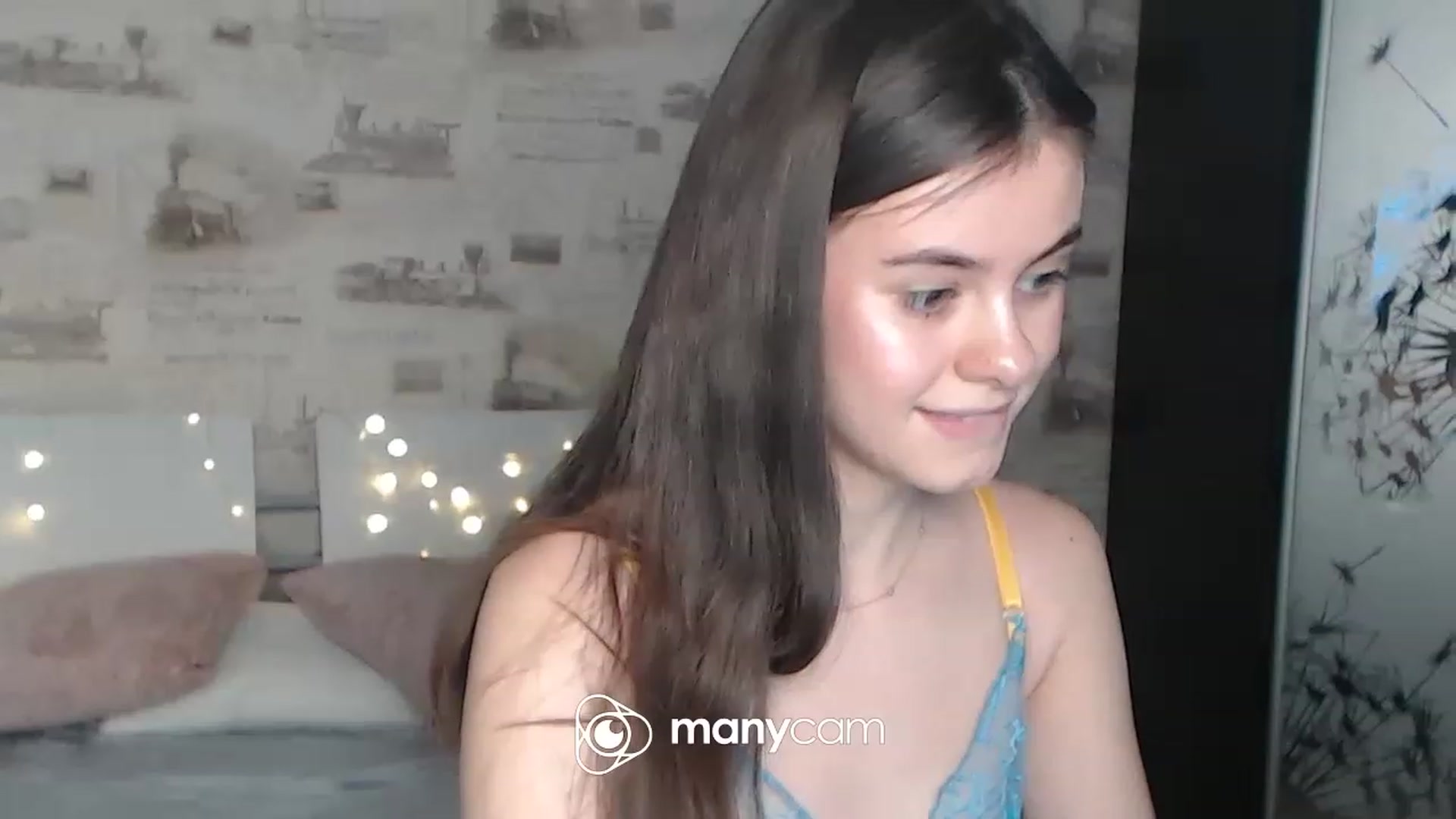 Gallery image thumbnail from ZoeMI's myfreecams stream on, 01/18/2023, 12:35 image 6 of 20