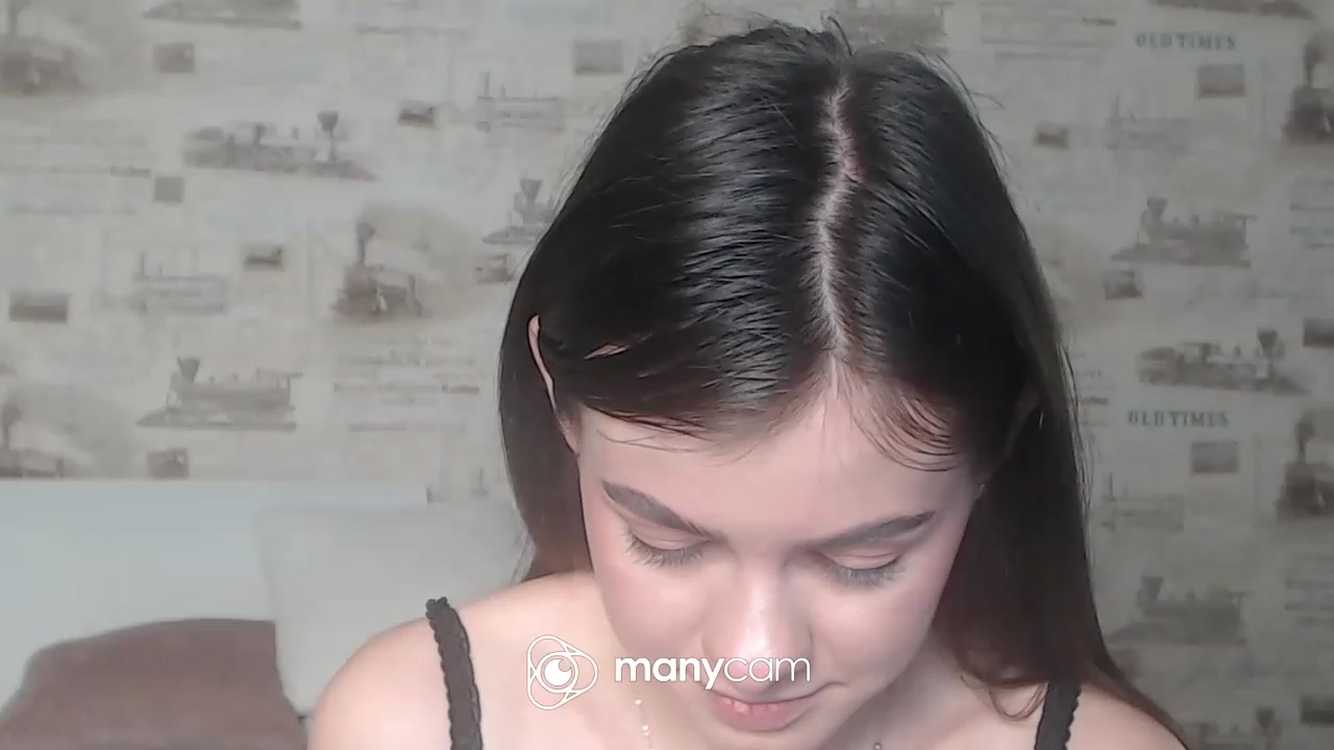 Gallery image thumbnail from ZoeMI's myfreecams stream on, 02/03/2023, 15:45 image 17 of 20