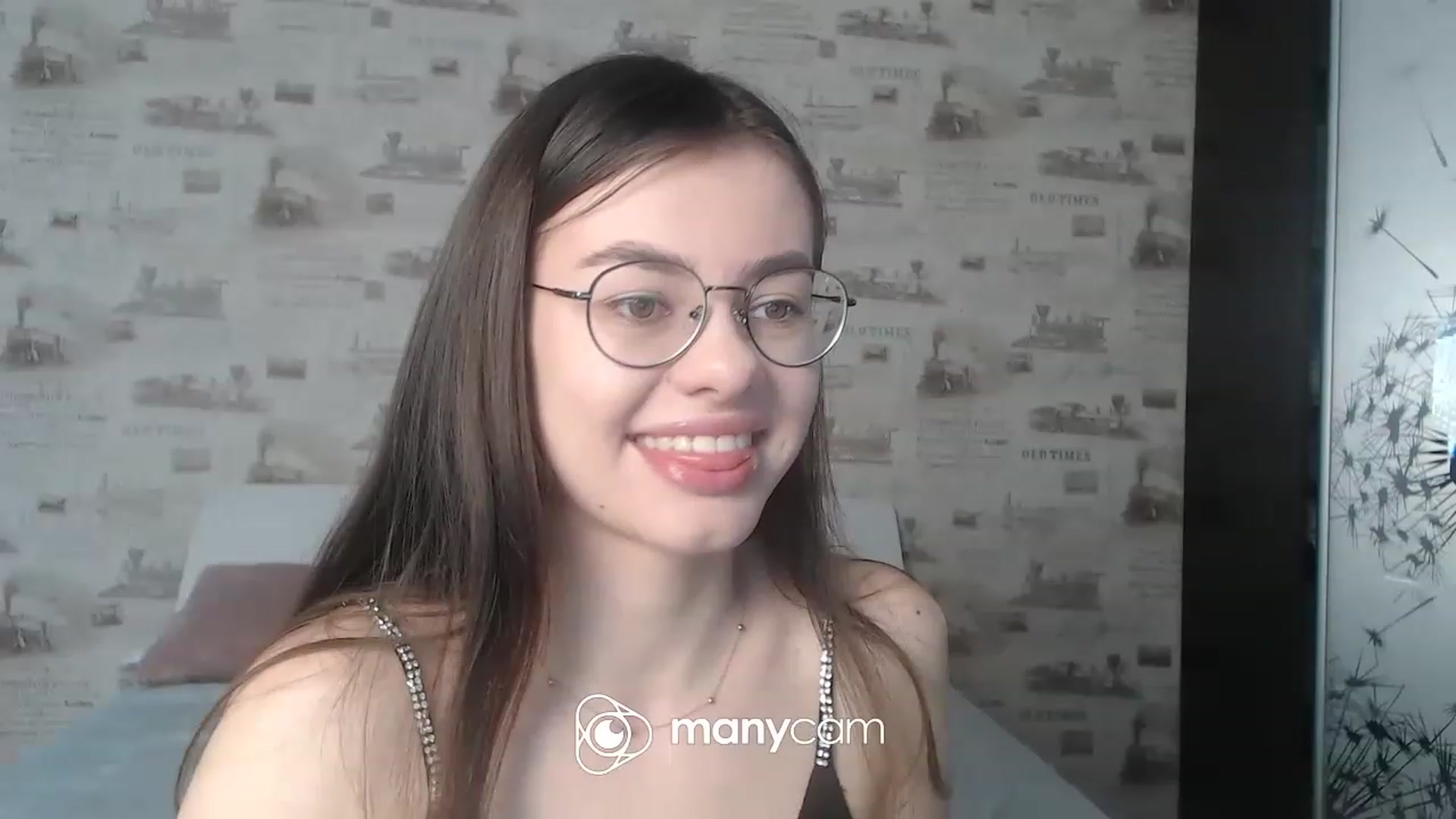 Gallery image thumbnail from ZoeMI's myfreecams stream on, 02/07/2023, 09:03 image 3 of 20