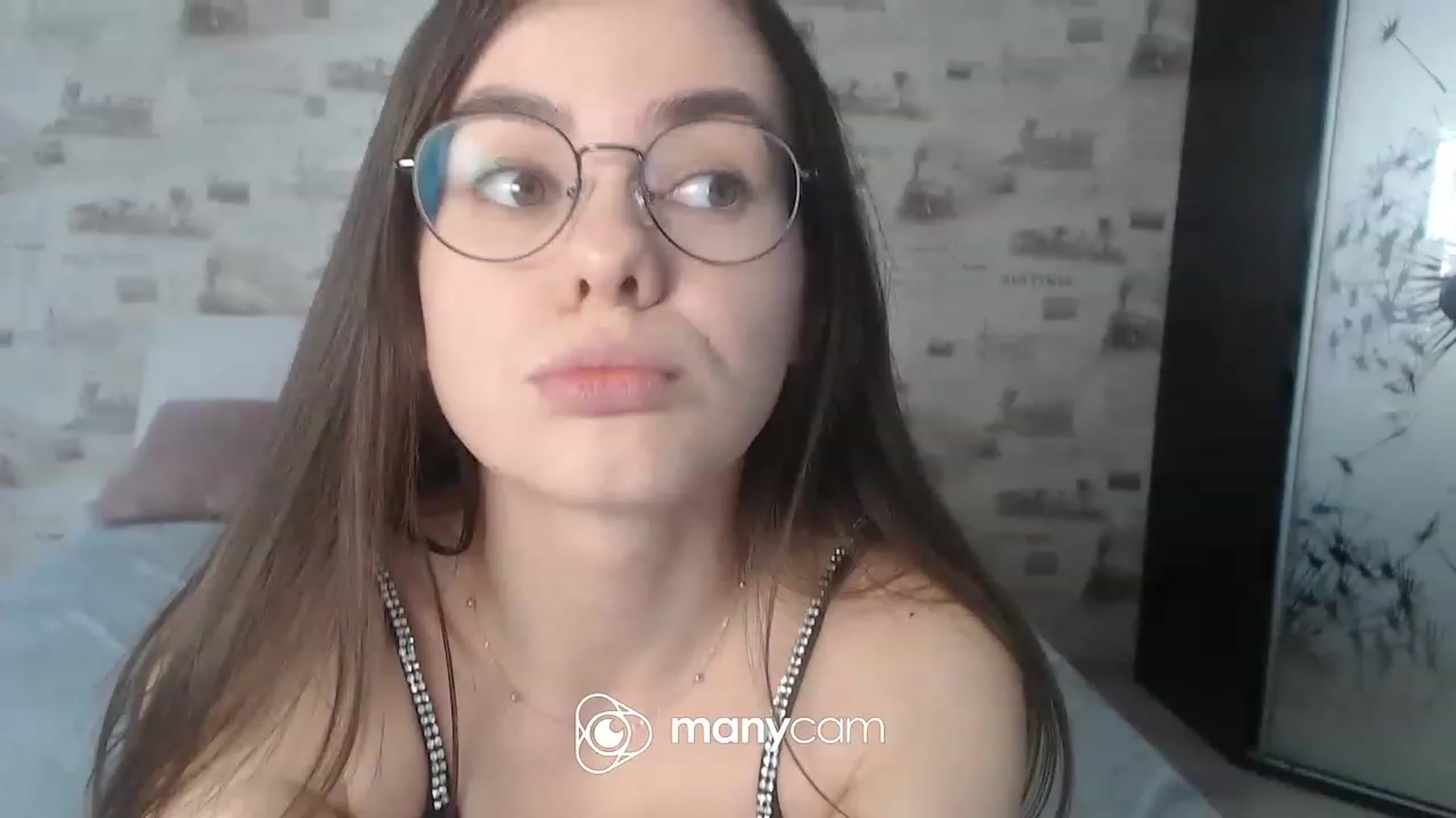 Gallery image thumbnail from ZoeMI's myfreecams stream on, 02/07/2023, 09:44 image 4 of 20
