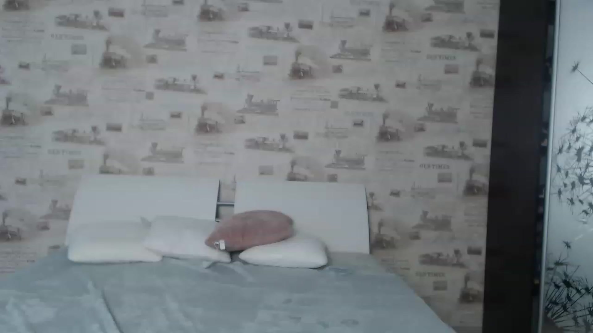 Gallery image thumbnail from ZoeMI's myfreecams stream on, 02/15/2023, 09:36 image 16 of 20