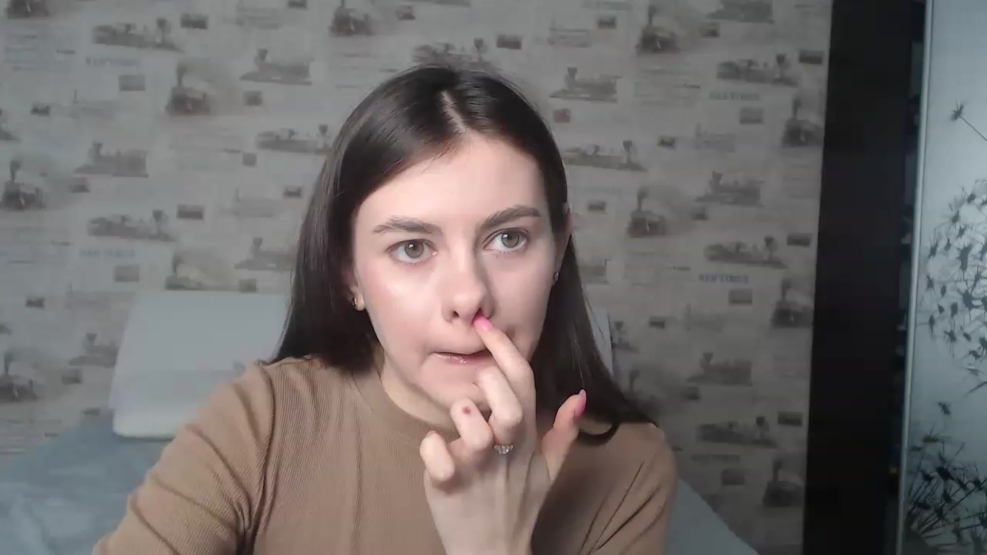 Gallery image thumbnail from ZoeMI's myfreecams stream on, 02/15/2023, 09:36 image 19 of 20