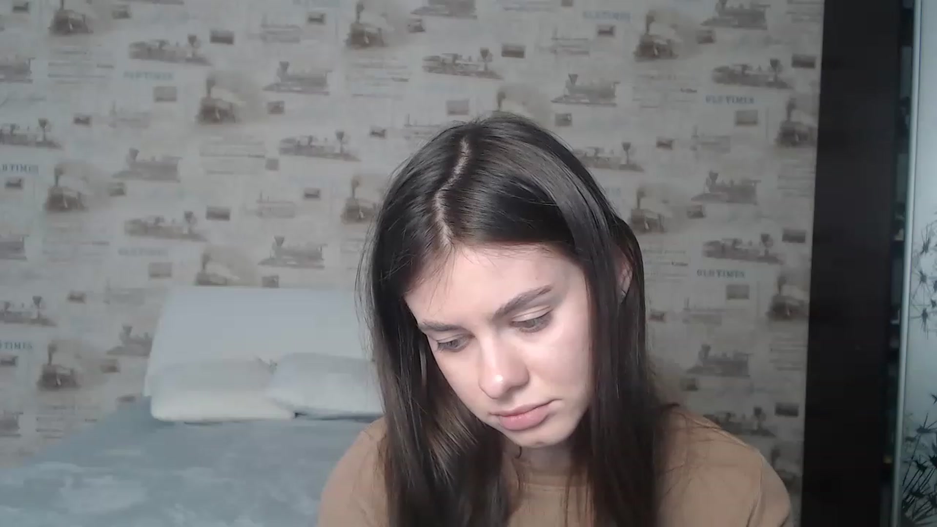 Gallery image thumbnail from ZoeMI's myfreecams stream on, 02/15/2023, 12:06 image 17 of 20
