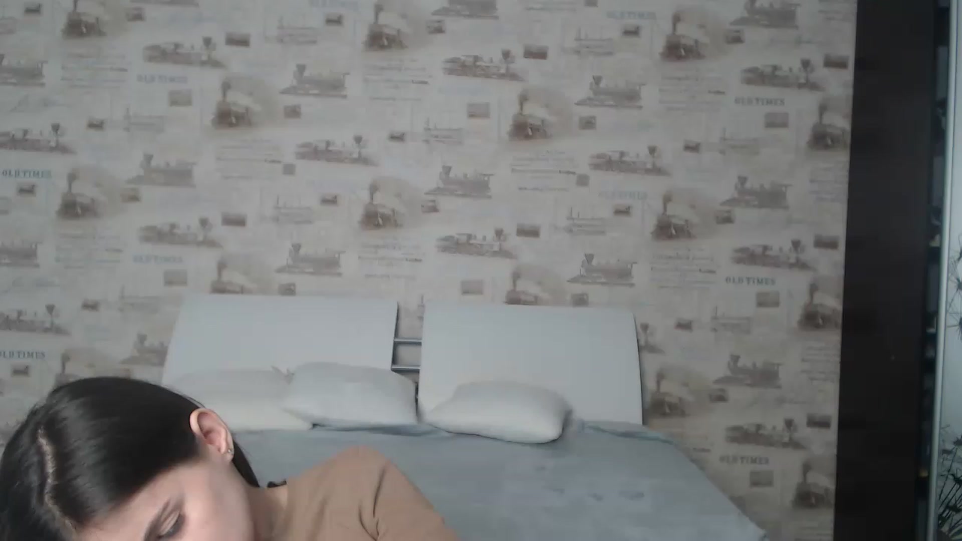 Gallery image thumbnail from ZoeMI's myfreecams stream on, 02/15/2023, 12:06 image 9 of 20
