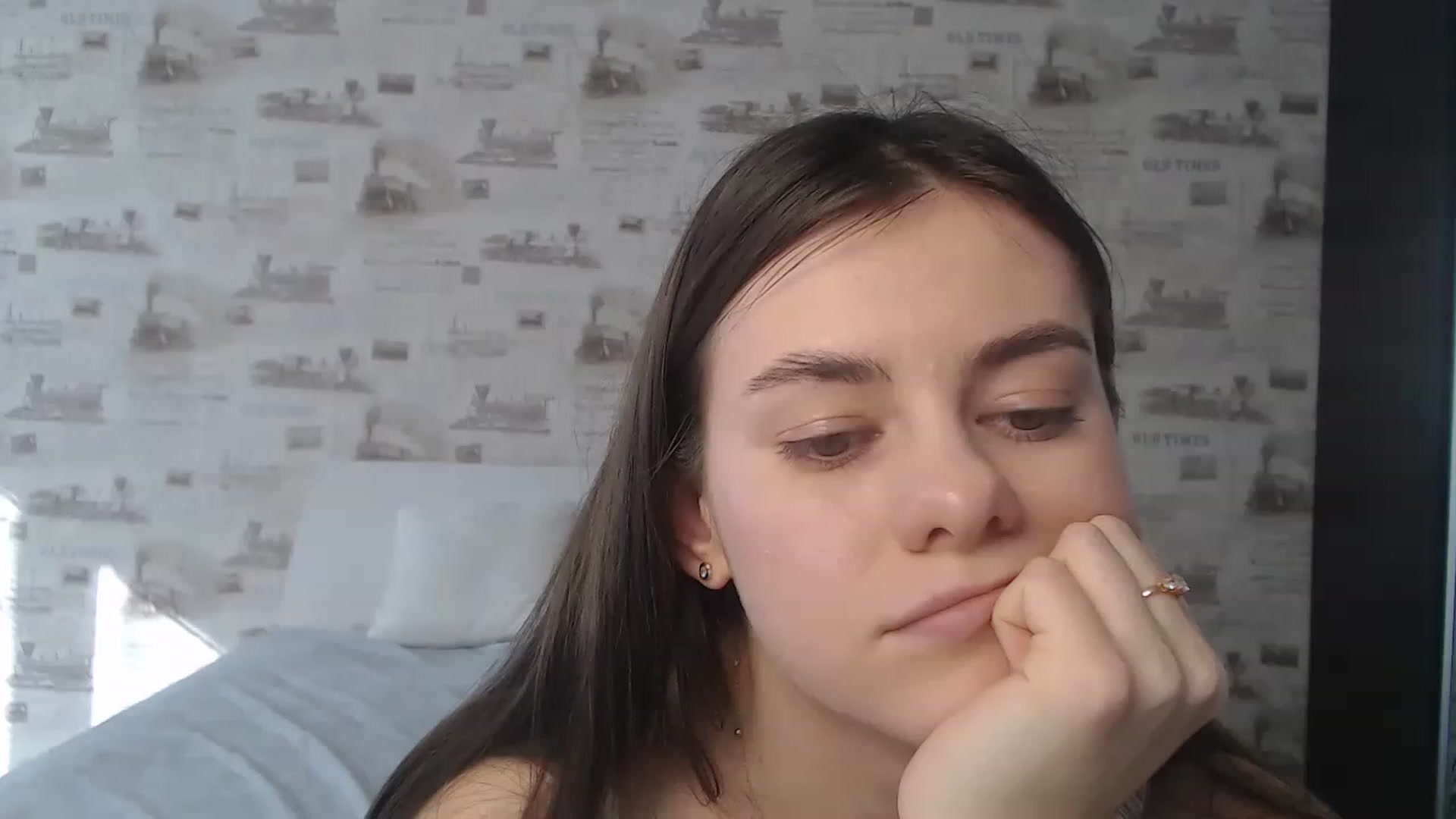 Gallery image thumbnail from ZoeMI's myfreecams stream on, 02/16/2023, 10:37 image 19 of 20
