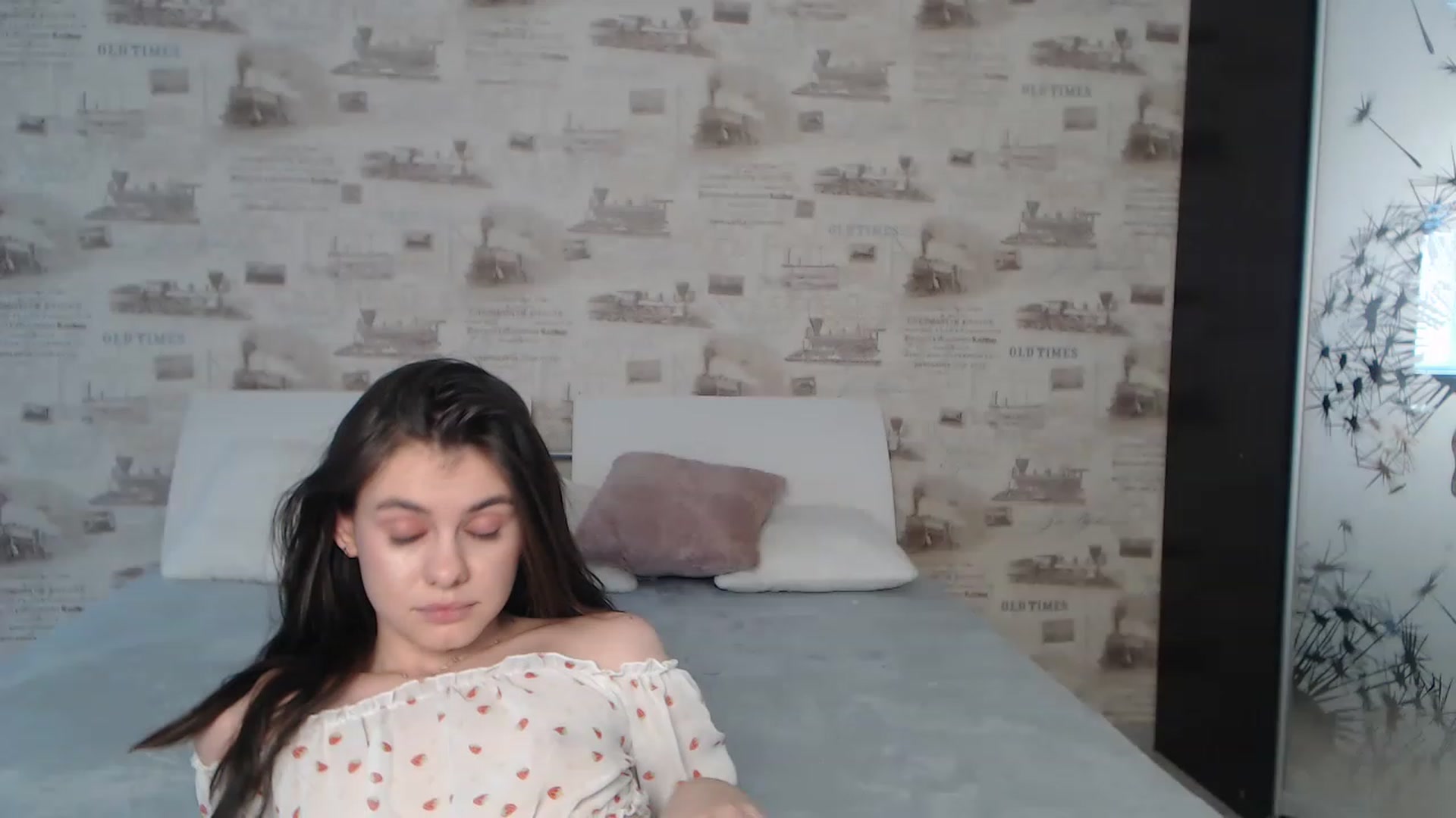 Gallery image thumbnail from ZoeMI's myfreecams stream on, 02/20/2023, 12:40 image 6 of 20