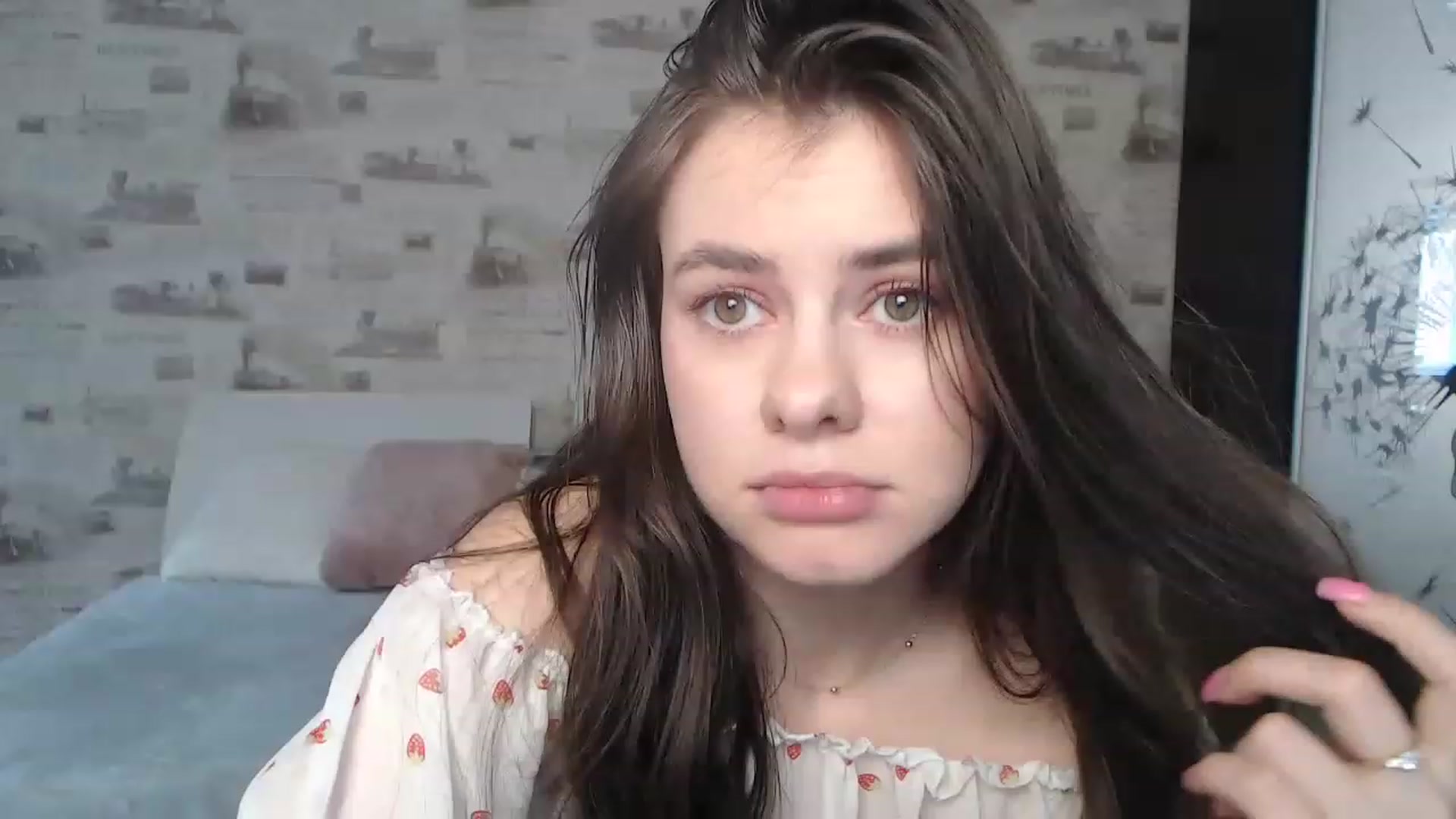 Gallery image thumbnail from ZoeMI's myfreecams stream on, 02/20/2023, 12:40 image 8 of 20