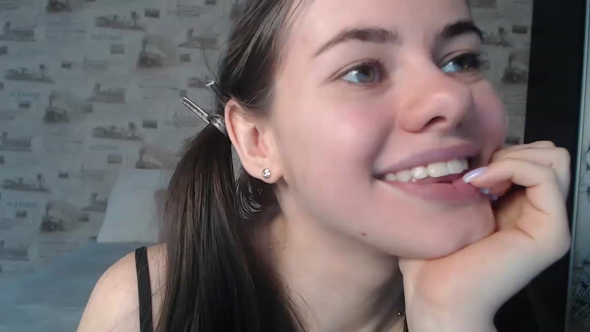 Gallery image thumbnail from ZoeMI's myfreecams stream on, 02/23/2023, 08:08 image 20 of 20