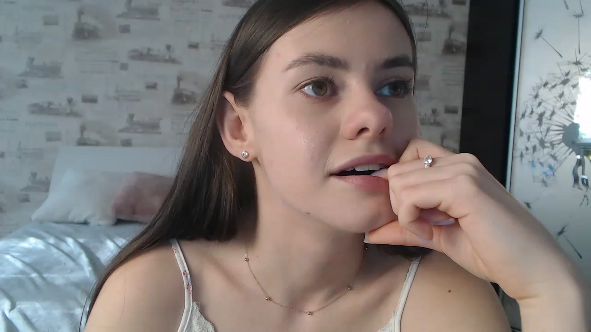 Gallery image thumbnail from ZoeMI's myfreecams stream on, 02/28/2023, 12:53 image 18 of 20