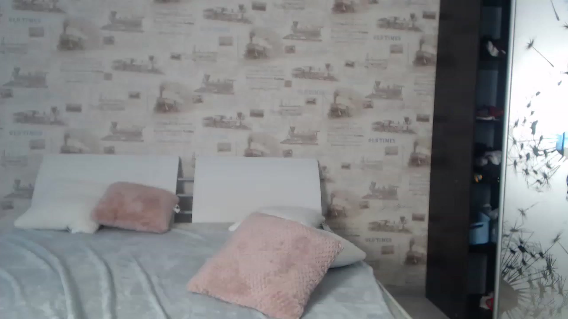 Gallery image thumbnail from ZoeMI's myfreecams stream on, 02/28/2023, 14:10 image 20 of 20
