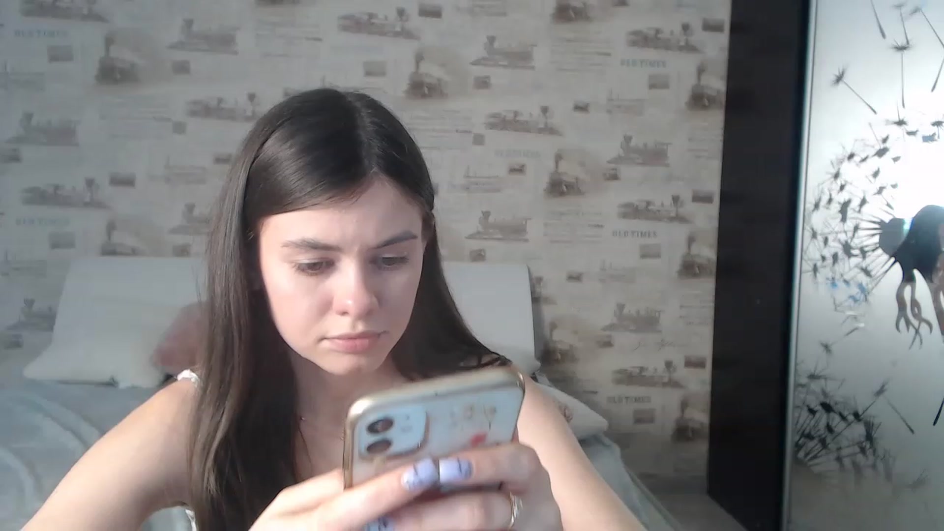 Gallery image thumbnail from ZoeMI's myfreecams stream on, 02/28/2023, 14:10 image 9 of 20