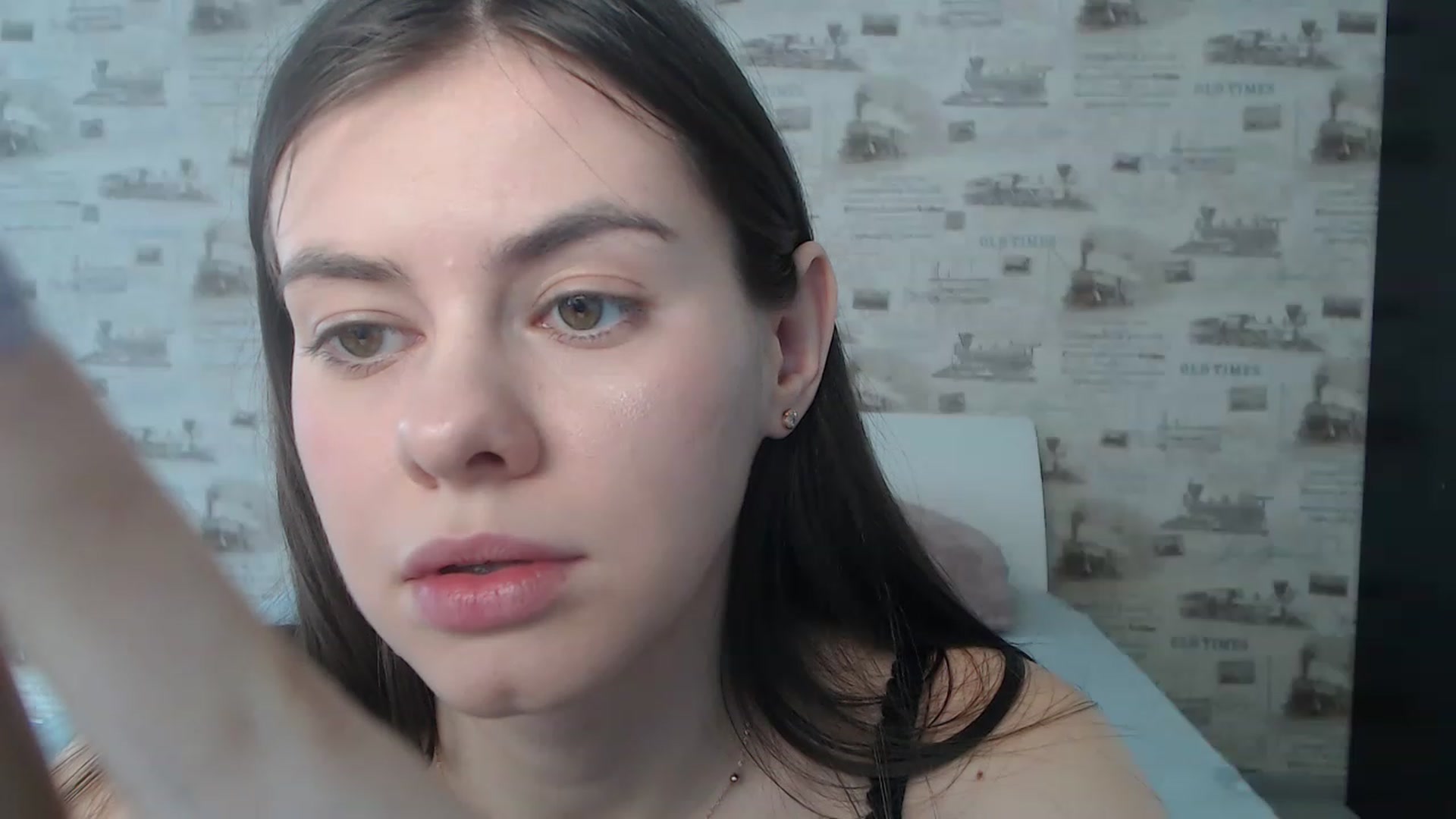 Gallery image thumbnail from ZoeMI's myfreecams stream on, 03/01/2023, 10:20 image 11 of 20