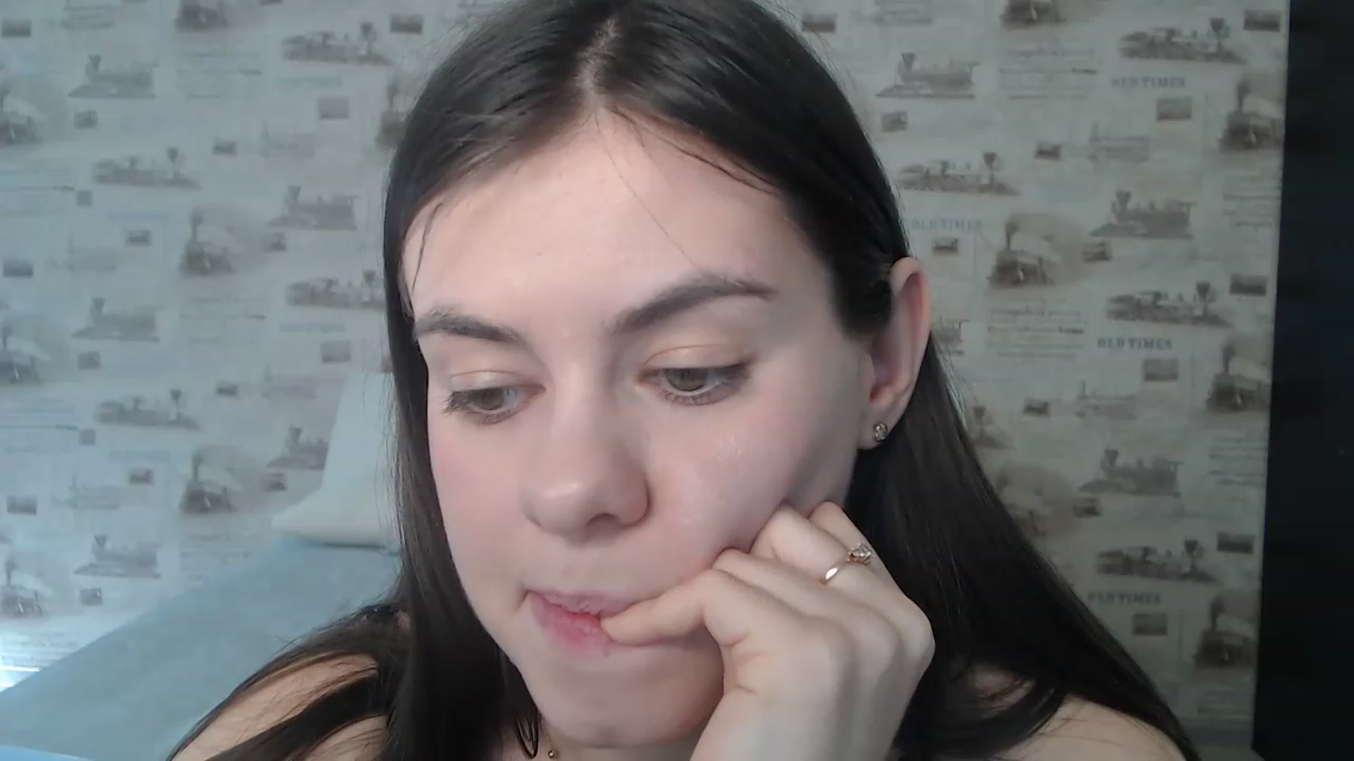 Gallery image thumbnail from ZoeMI's myfreecams stream on, 03/01/2023, 10:20 image 12 of 20