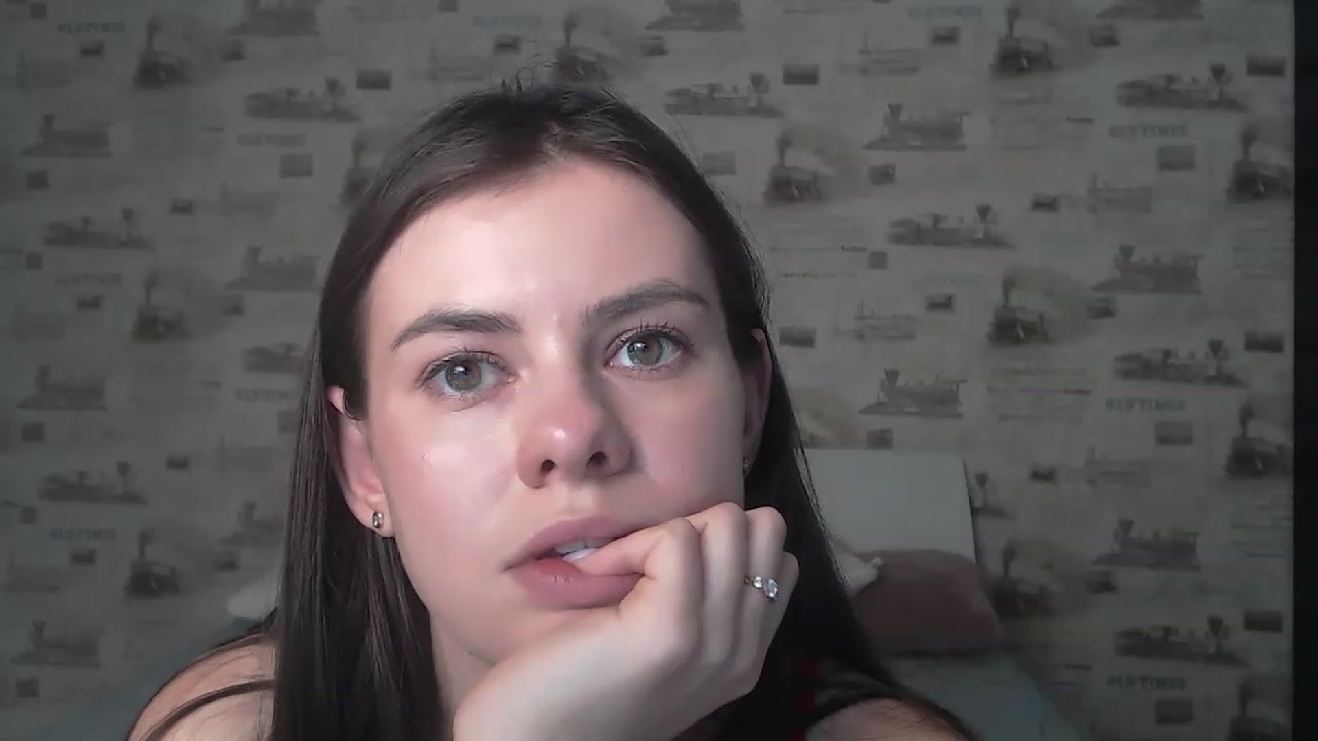 Gallery image thumbnail from ZoeMI's myfreecams stream on, 03/03/2023, 14:38 image 10 of 20
