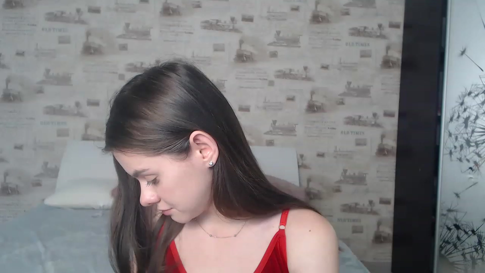 Gallery image thumbnail from ZoeMI's myfreecams stream on, 03/06/2023, 14:35 image 4 of 20