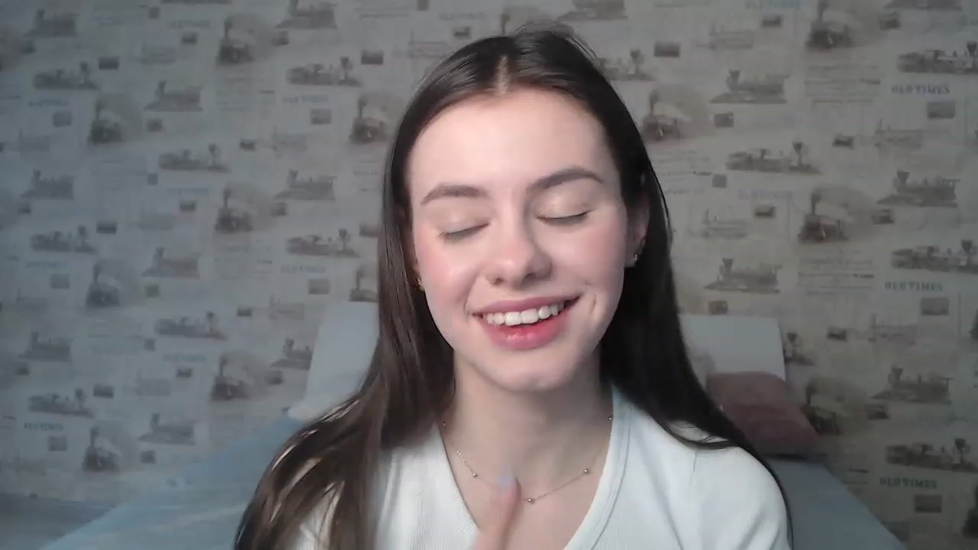 Gallery image thumbnail from ZoeMI's myfreecams stream on, 03/07/2023, 09:41 image 6 of 20