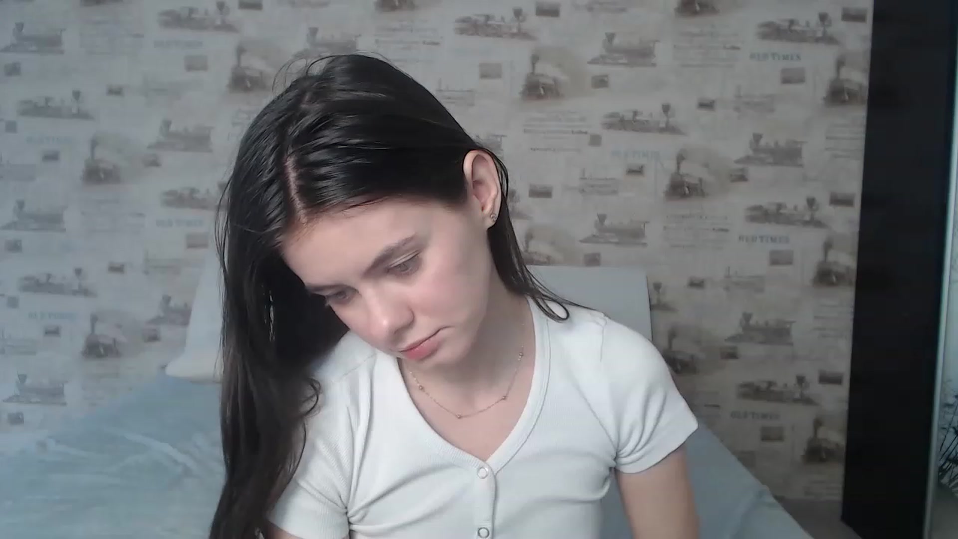 Gallery image thumbnail from ZoeMI's myfreecams stream on, 03/07/2023, 09:41 image 16 of 20