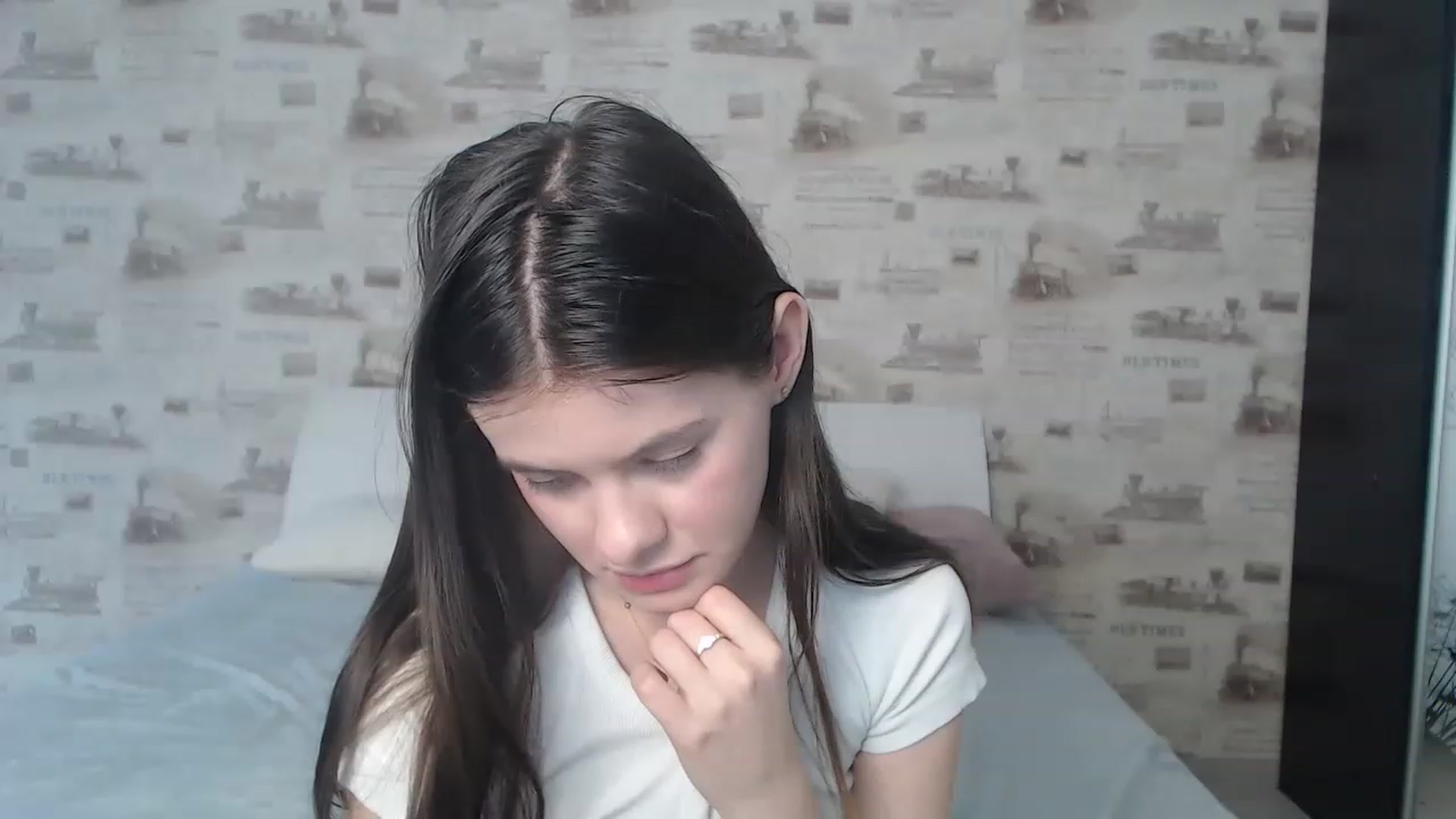 Gallery image thumbnail from ZoeMI's myfreecams stream on, 03/07/2023, 09:41 image 18 of 20