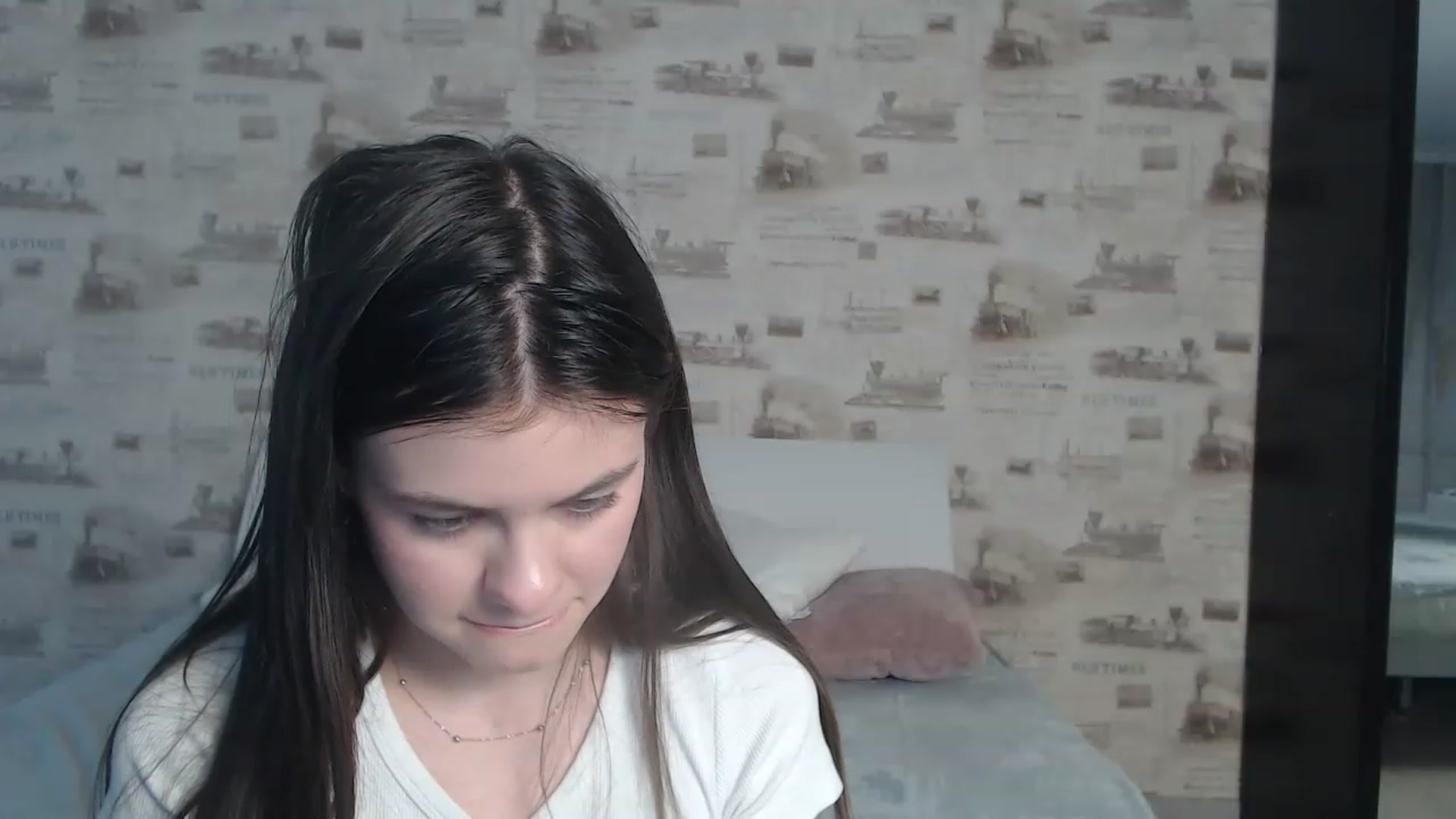 Gallery image thumbnail from ZoeMI's myfreecams stream on, 03/07/2023, 13:15 image 13 of 20