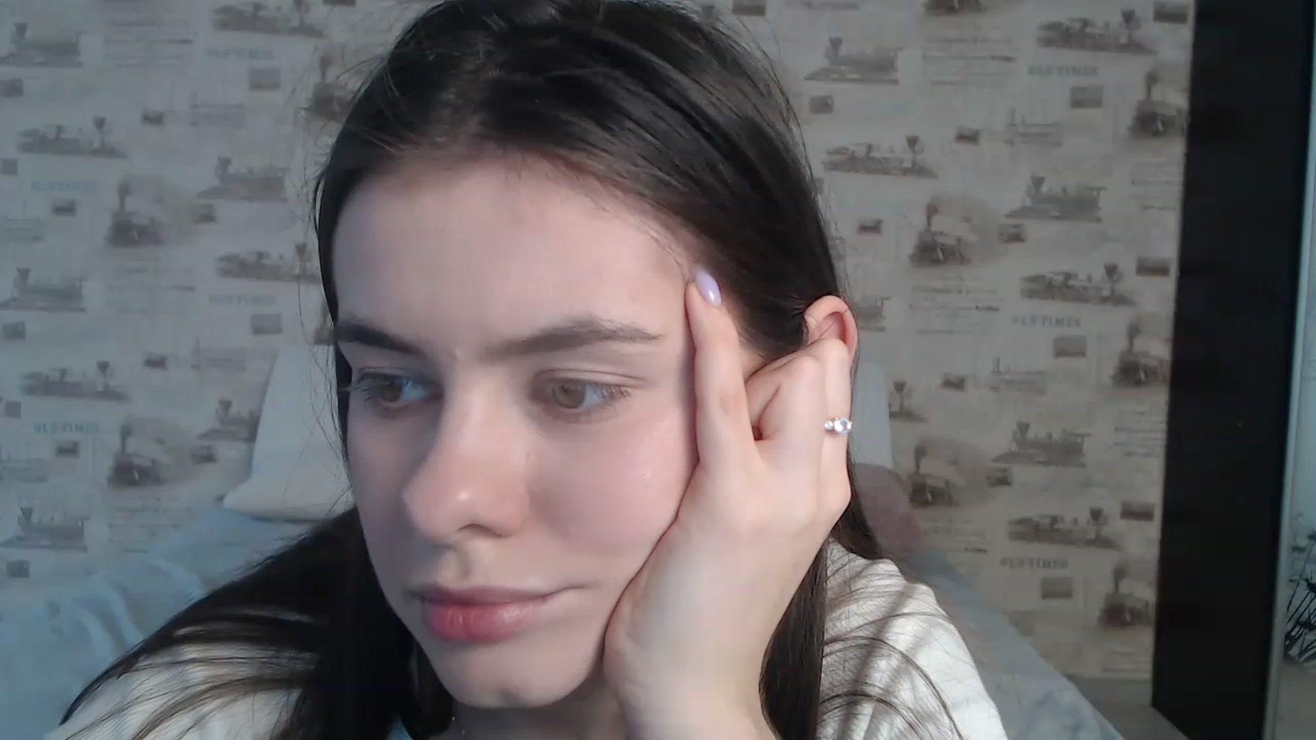 Gallery image thumbnail from ZoeMI's myfreecams stream on, 03/07/2023, 13:15 image 2 of 20