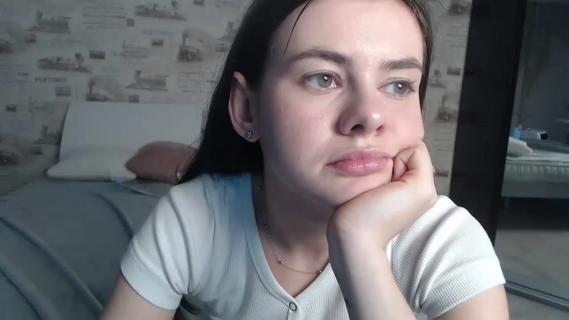 Gallery image thumbnail from ZoeMI's myfreecams stream on, 03/07/2023, 13:50 image 6 of 20