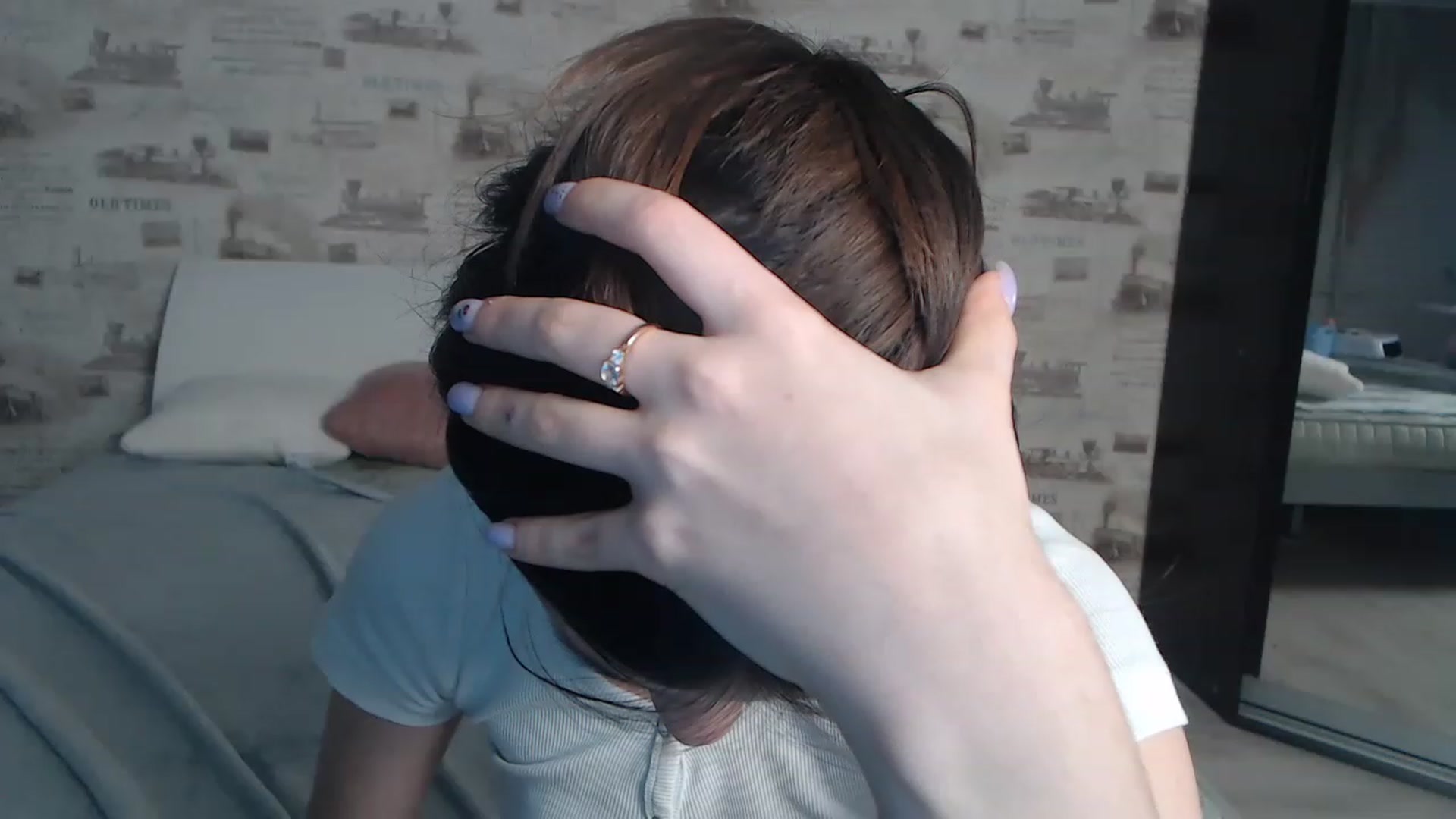 Gallery image thumbnail from ZoeMI's myfreecams stream on, 03/07/2023, 13:50 image 4 of 20