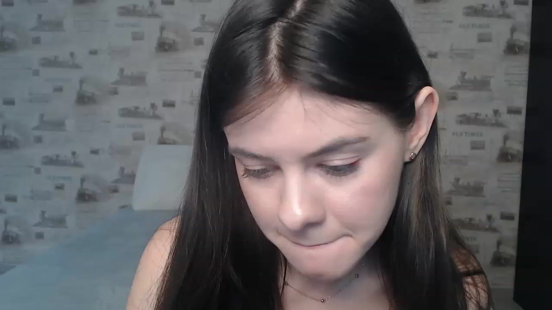 Gallery image thumbnail from ZoeMI's myfreecams stream on, 03/08/2023, 09:57 image 11 of 20