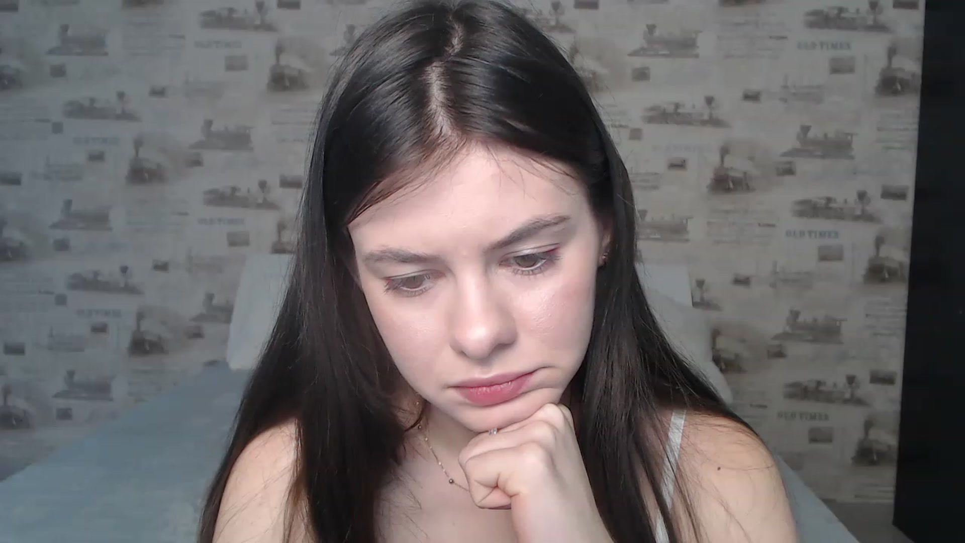 Gallery image thumbnail from ZoeMI's myfreecams stream on, 03/08/2023, 09:57 image 4 of 20
