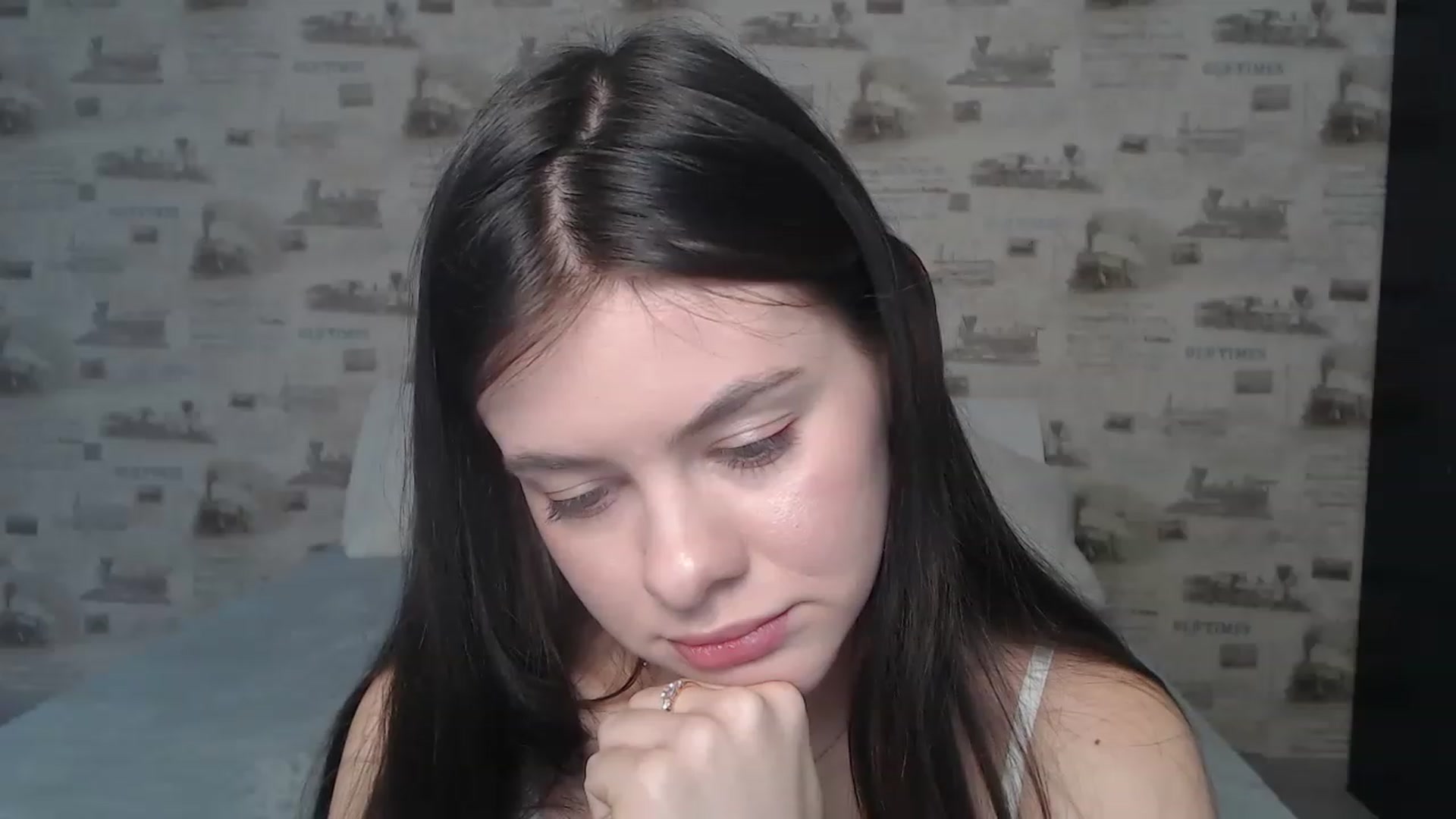 Gallery image thumbnail from ZoeMI's myfreecams stream on, 03/08/2023, 09:57 image 5 of 20
