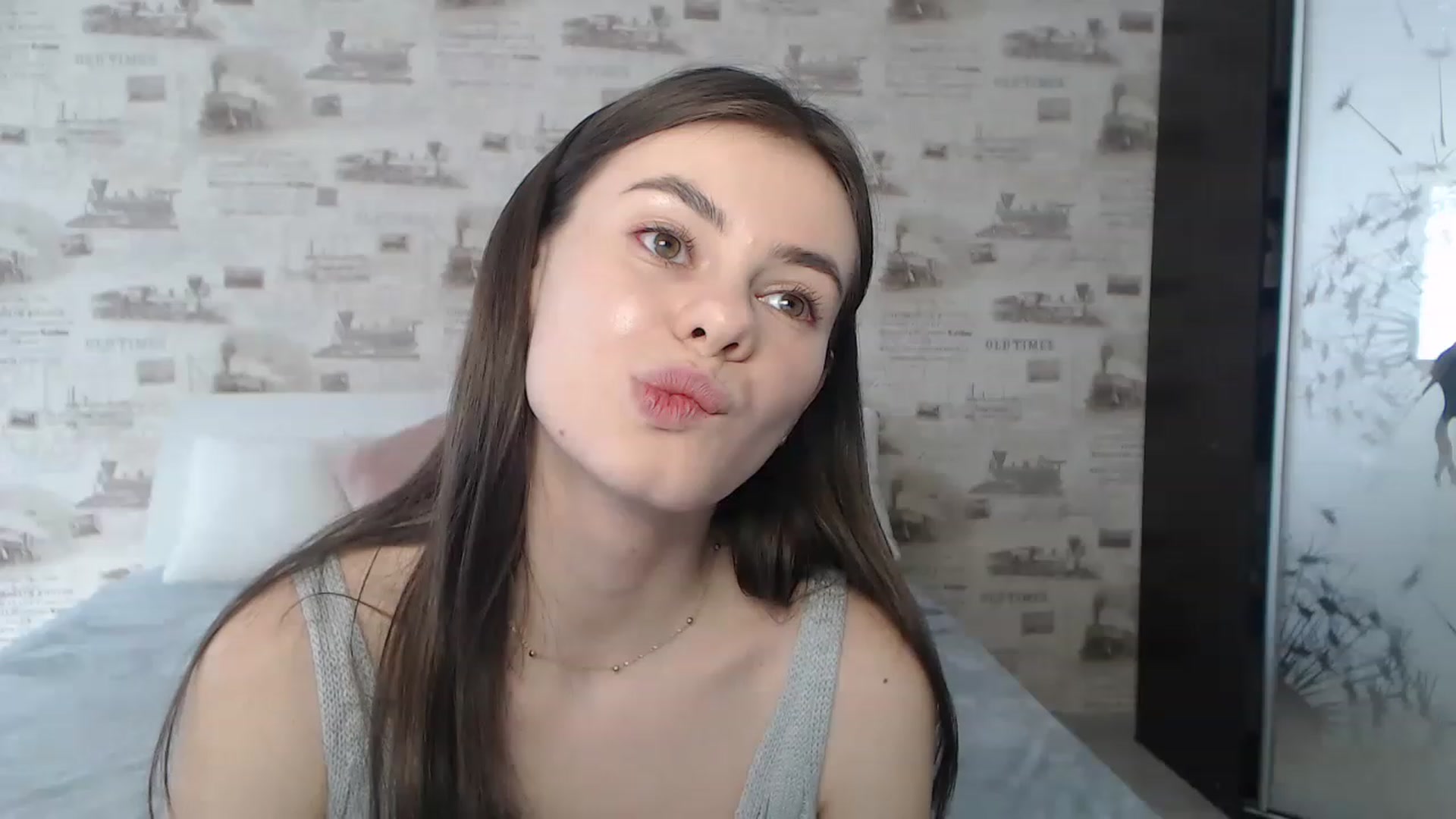 Gallery image thumbnail from ZoeMI's myfreecams stream on, 03/08/2023, 11:52 image 3 of 20