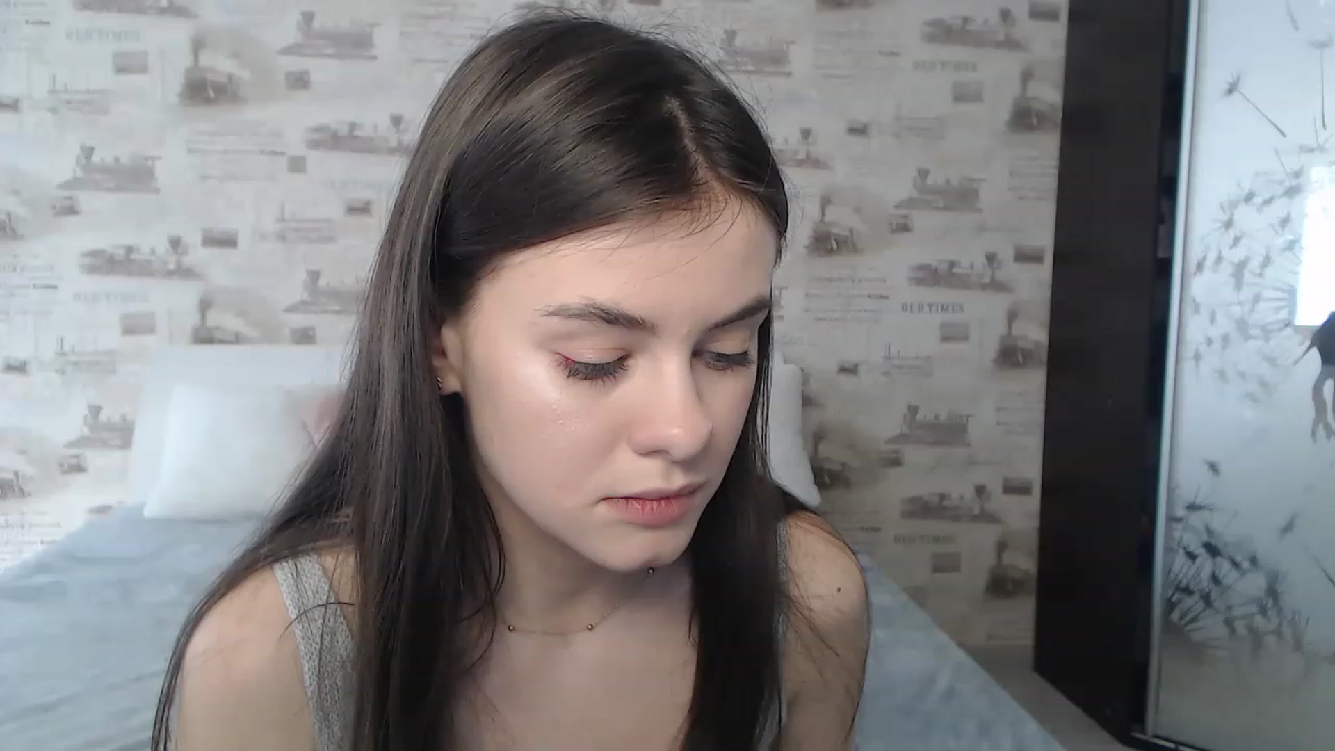 Gallery image thumbnail from ZoeMI's myfreecams stream on, 03/08/2023, 11:52 image 4 of 20